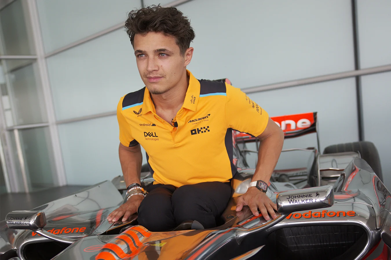 Formula-1 - 2023 - British-grand-prix - Lando-chrome-livery-interview