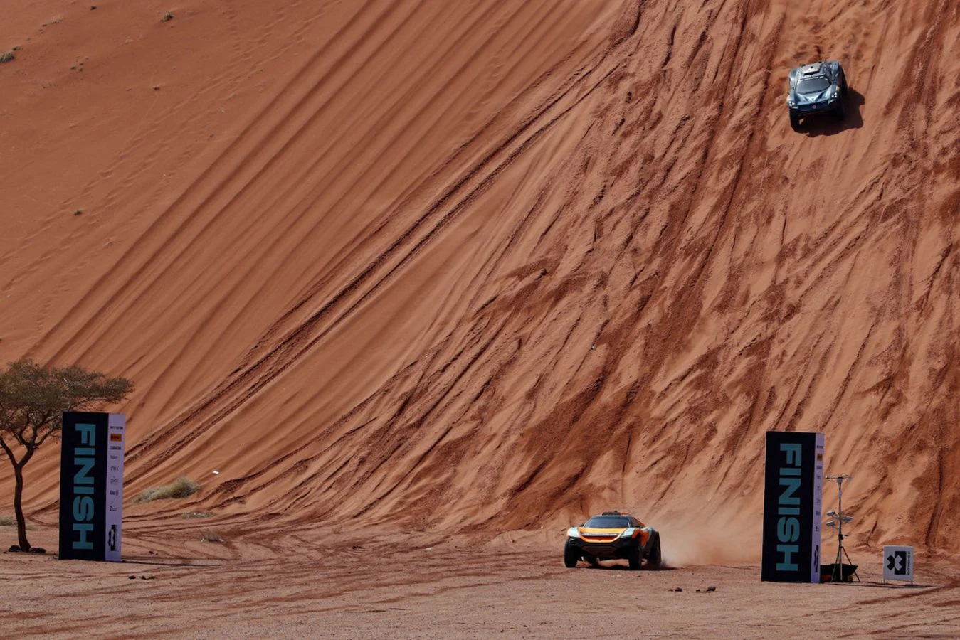 Extreme-e - 2022-desert-x-prix-race-report - 2022 Desert X Prix "Four more races to go throughout 2022: we can't wait" - 2