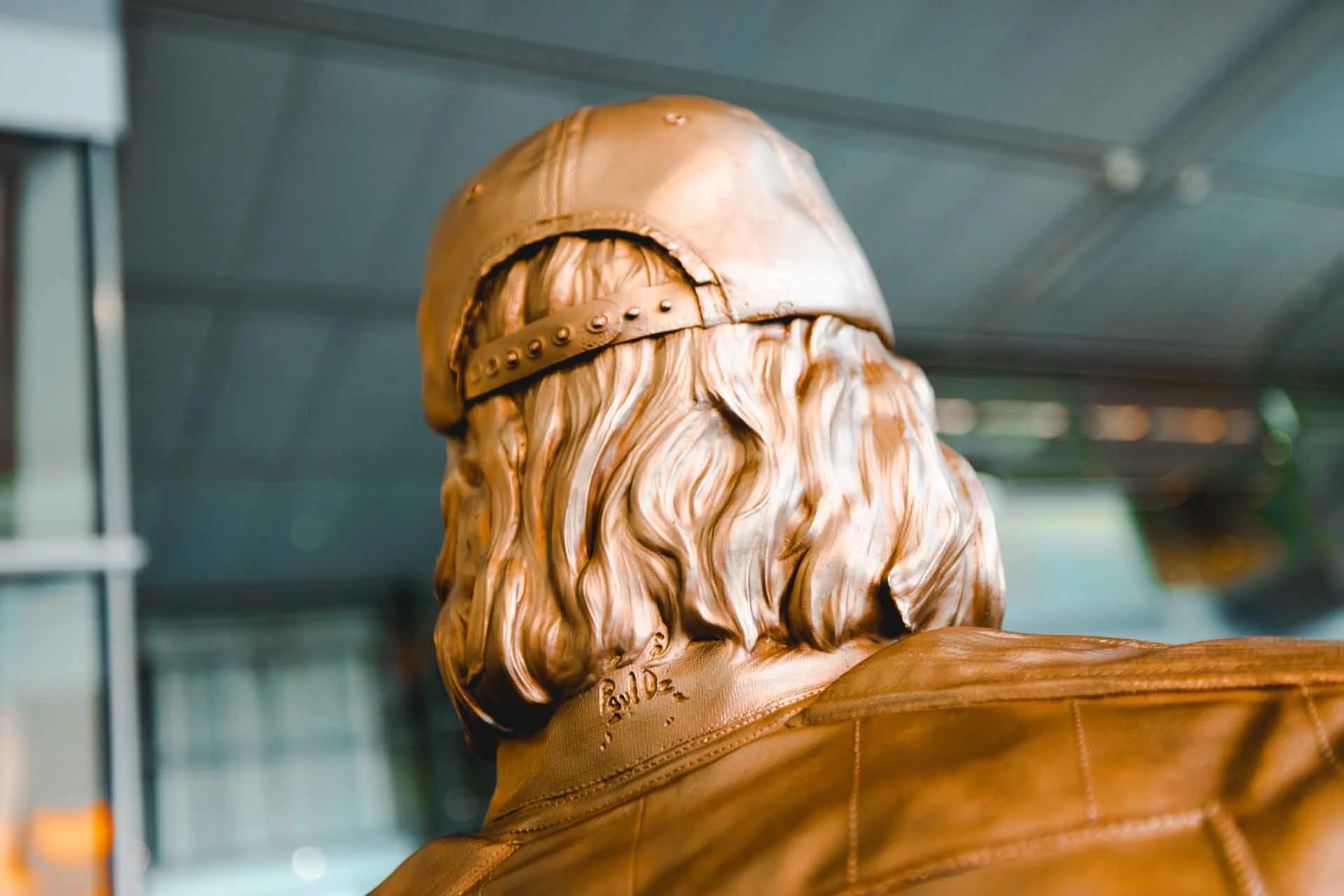 Heritage - Formula-1 - Drivers - James-hunt - What-was-james-hunt-really-like-away-from-the-track - Our tribute to James McLaren Technology Centre - 4