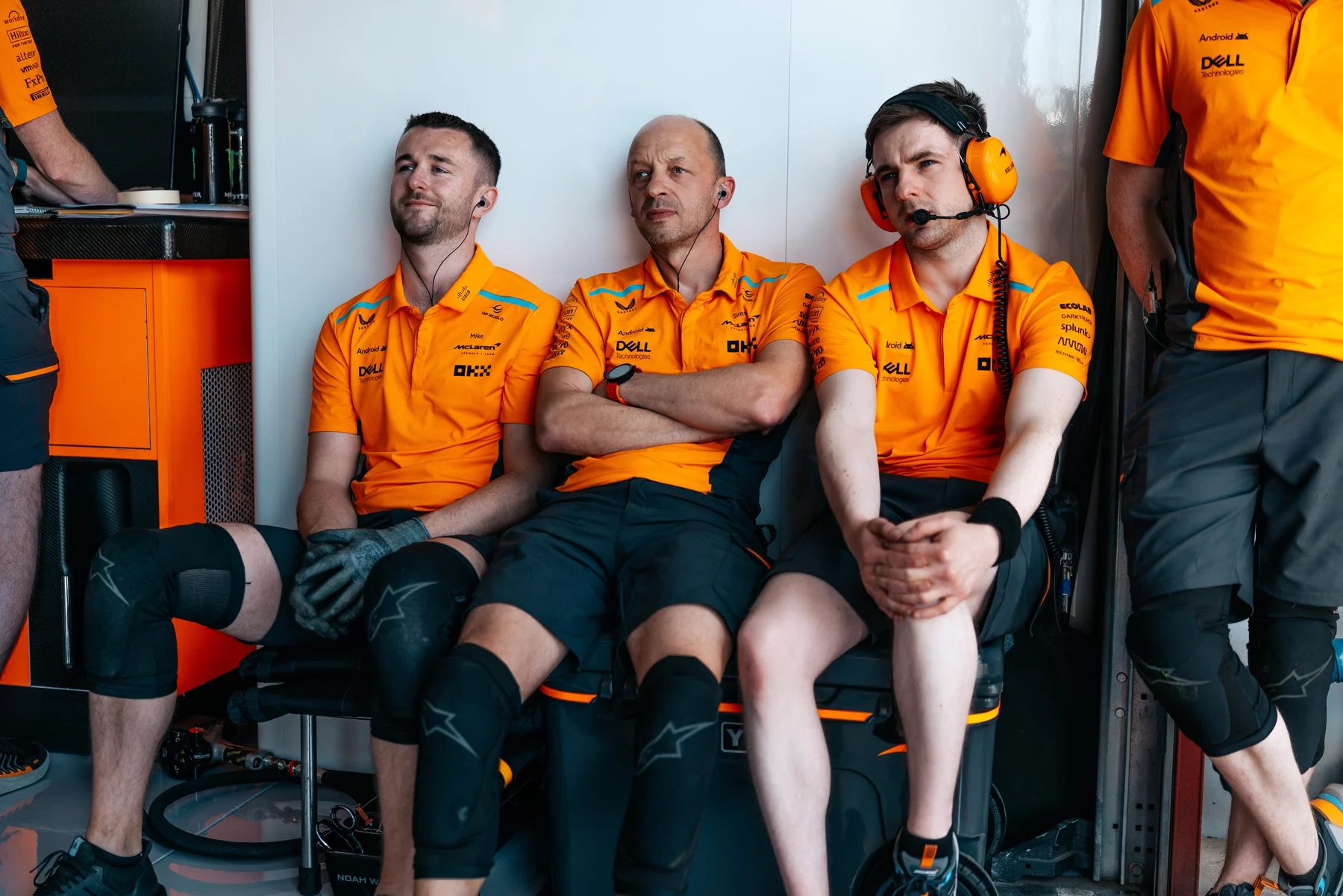 Formula-1 - 2024 - Emilia-romagna-grand-prix - Team 🧡  - 4