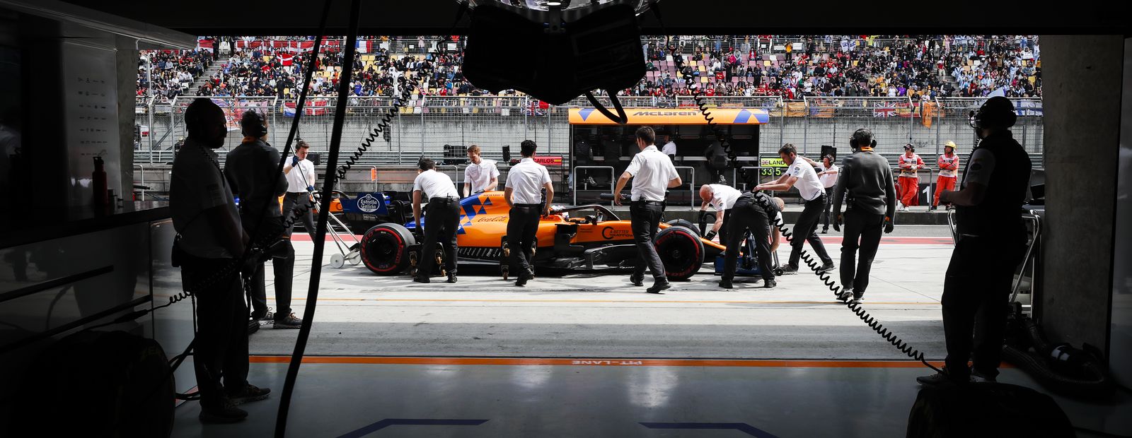www.mclaren.com