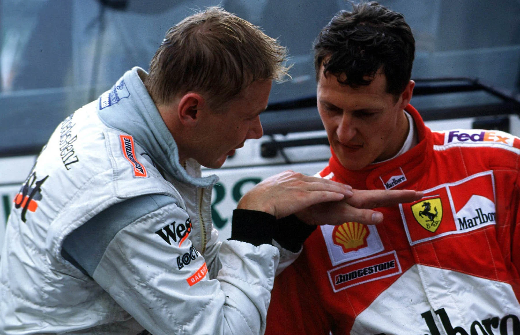 Heritage - F1-greatest-overtake-mika-hakkinen-vs-schumacher