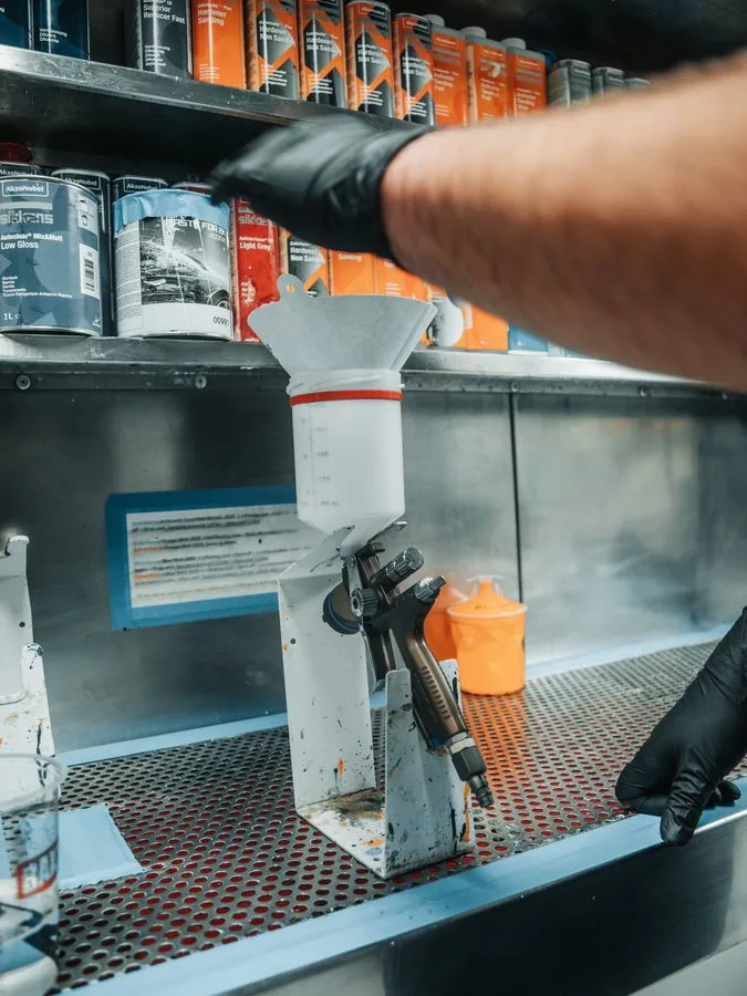 MCL35: Paint shop Our 2020 challenger gets a touch up ahead of its unveiling in February - 2