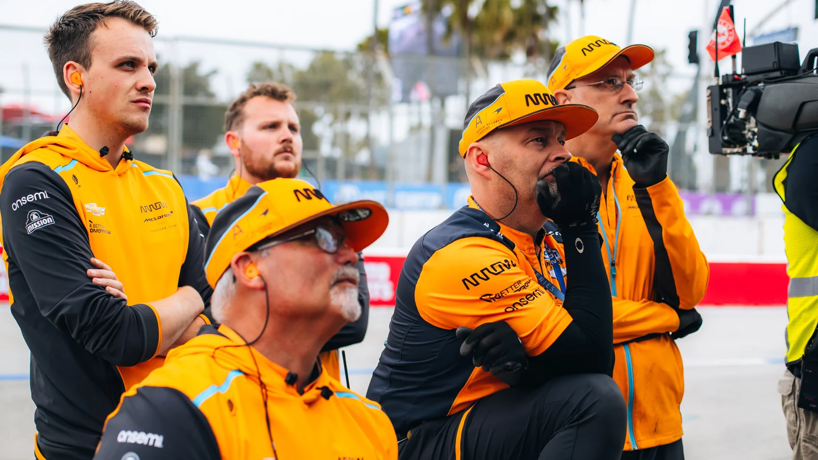 Indycar - 2024 - Arrow-mclaren-being-your-authentic-self---carly-and-kiwi