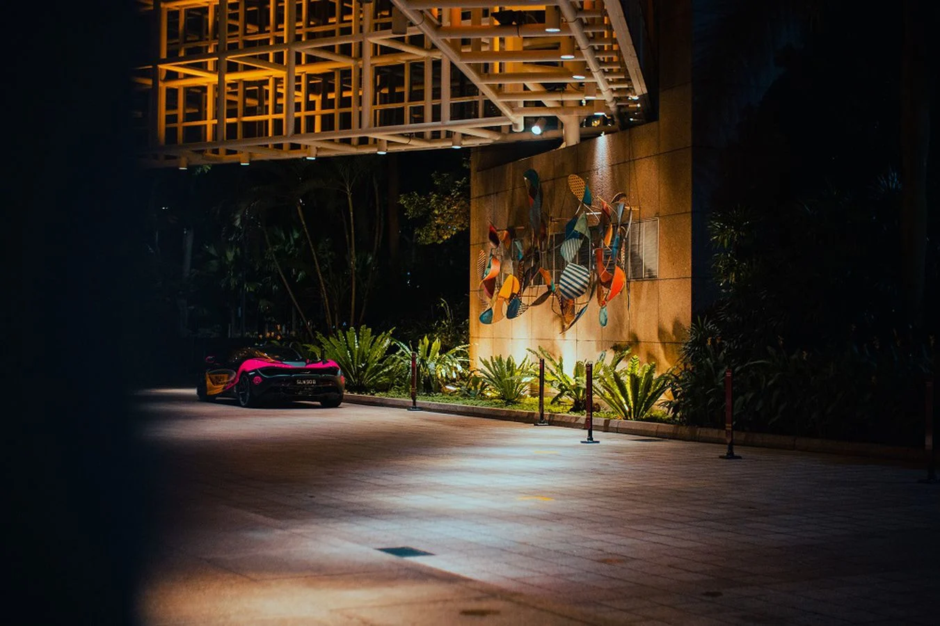 Formula-1 - 2022 - Singapore-grand-prix - Dinner-am-and-breakfast-pm-navigating-singapores-unique-sleep-schedule -   - 4