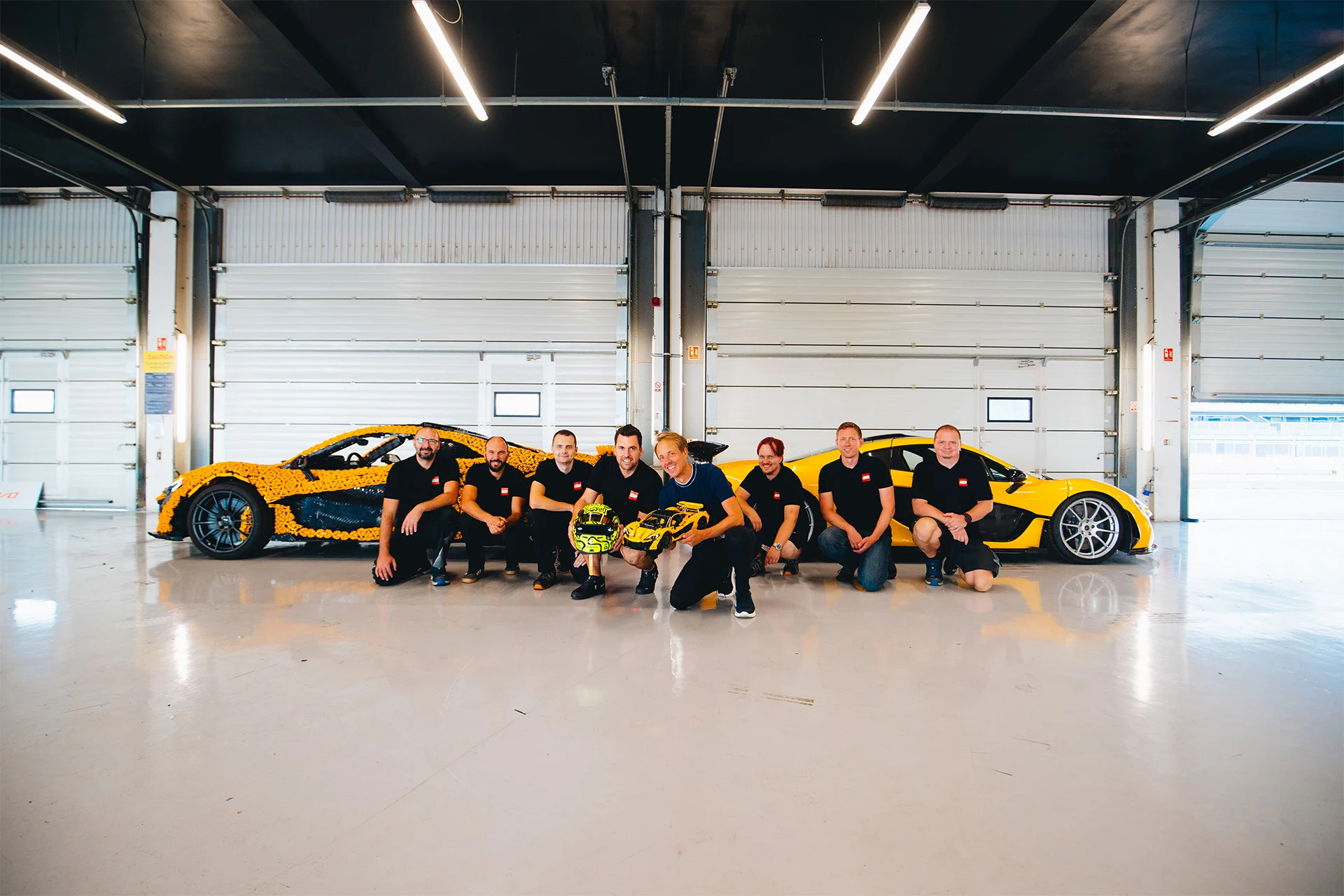 Partners - Lego - How-the-working-lego-technic-mclaren-p1-was-built - Driving the LEGO Technic P1™ - 5