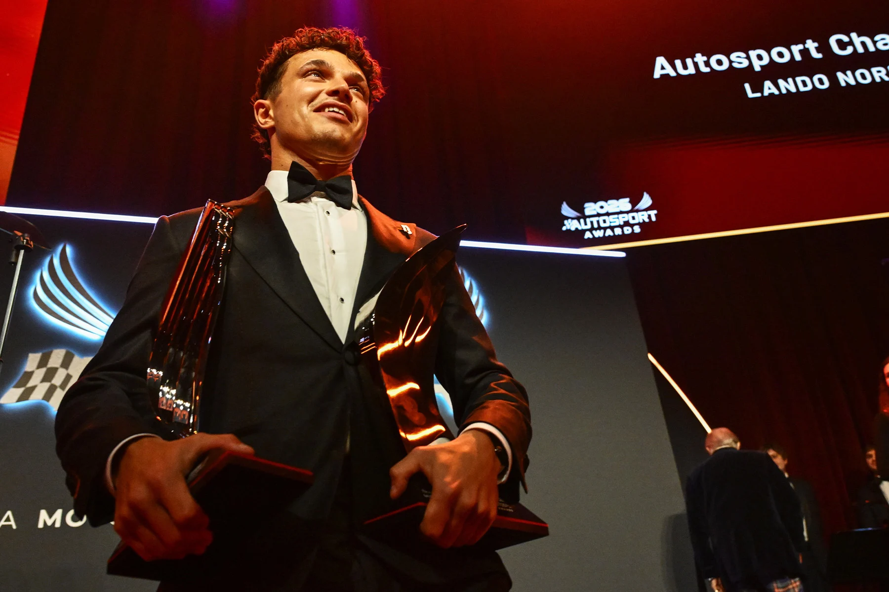 Formula-1 - 2026 - Mclaren-mastercard-formula-1-team-and-lando-norris-are-successful-at-the-autosport-awards - Awards night 🏆  - 0
