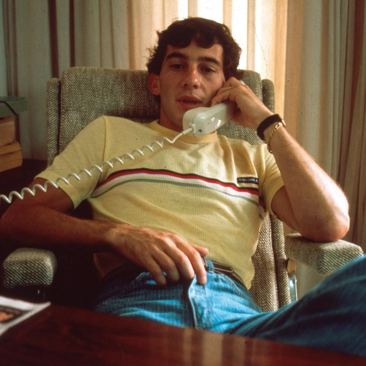 Descriptive Card - What was Ayrton Senna really like away from the track?