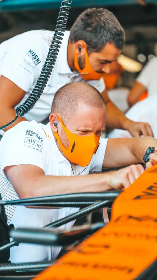 Behind the scenes: Free Practice 1 It's heads down as the team get to work in Italy - 2