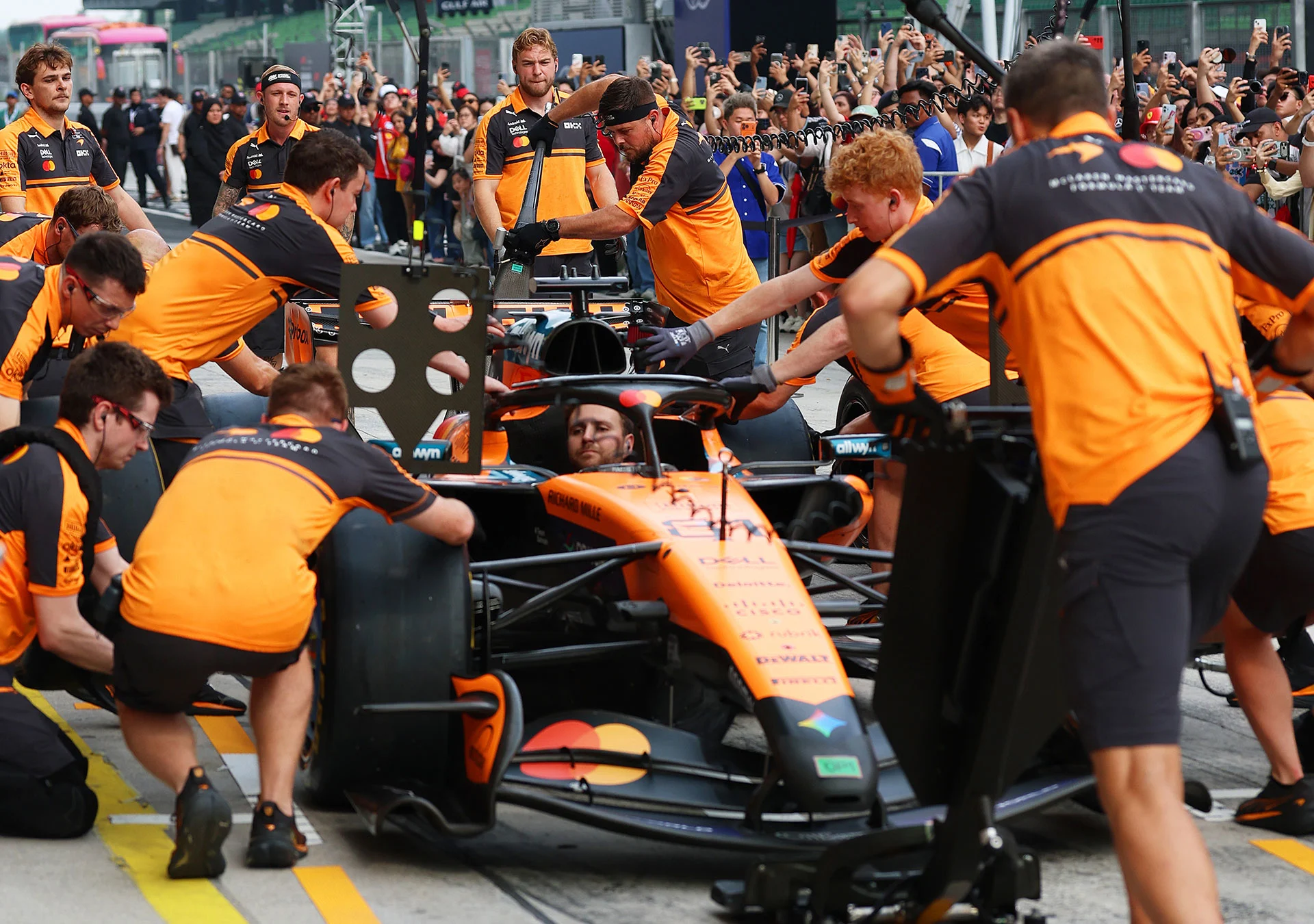 MCL40 pit stop practice