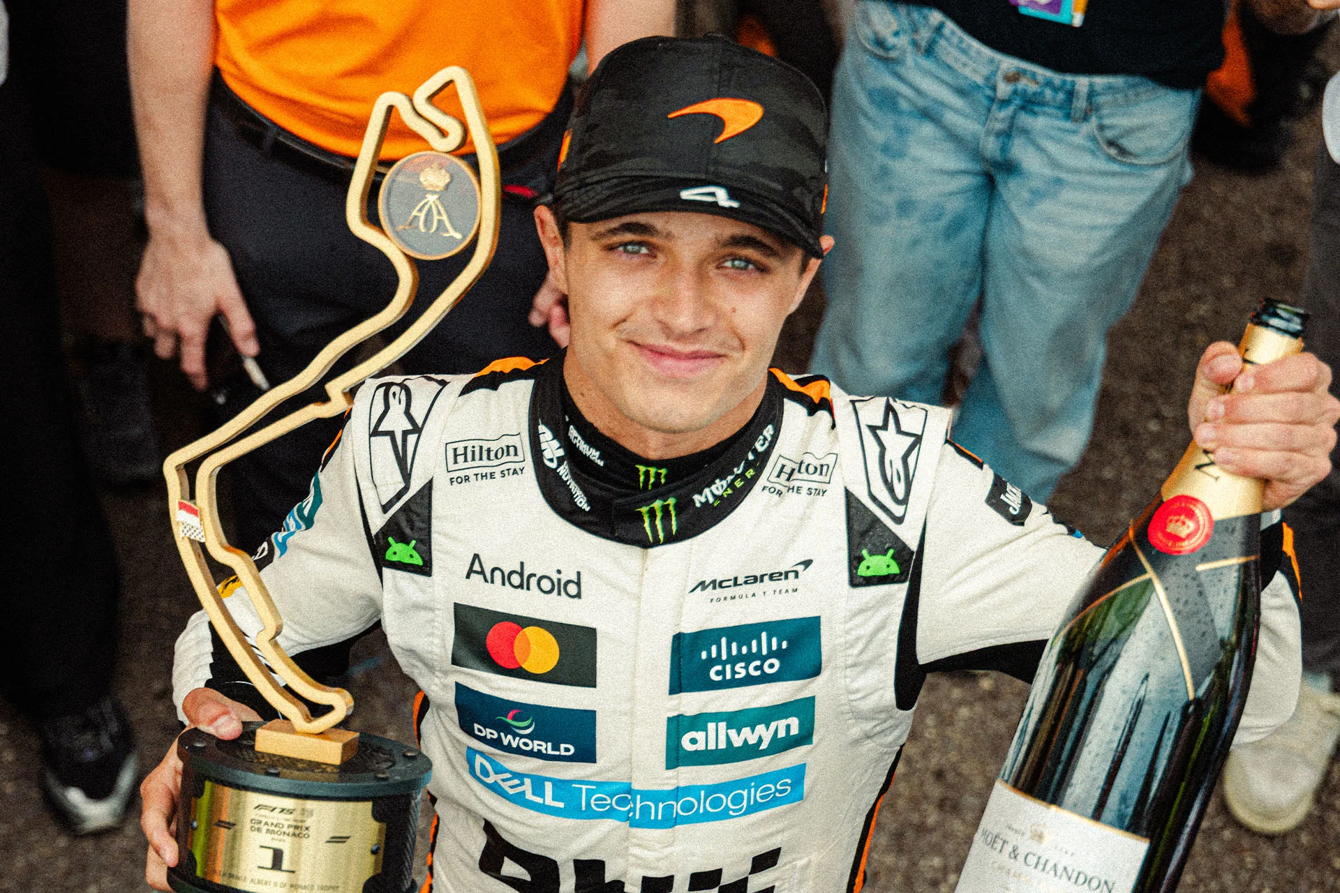 Archive - 2025 - How-new-era-creates-mclaren-caps