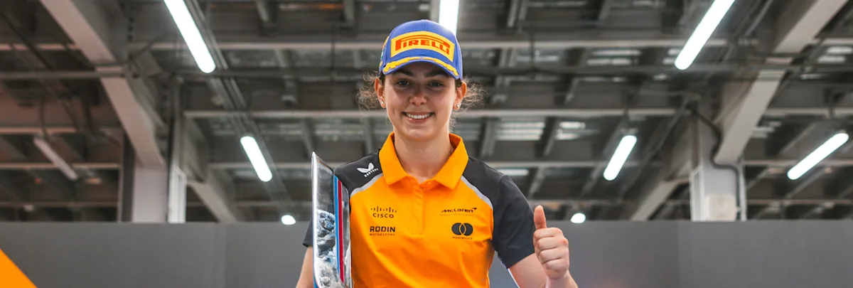 Ella Lloyd on racing in McLaren colours, switching between cars, and ...