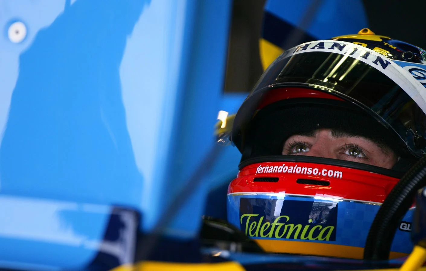 Heritage - Formula-1 - Drivers - Fernando-alonso - Unmasking-fernando-alonso-2154672