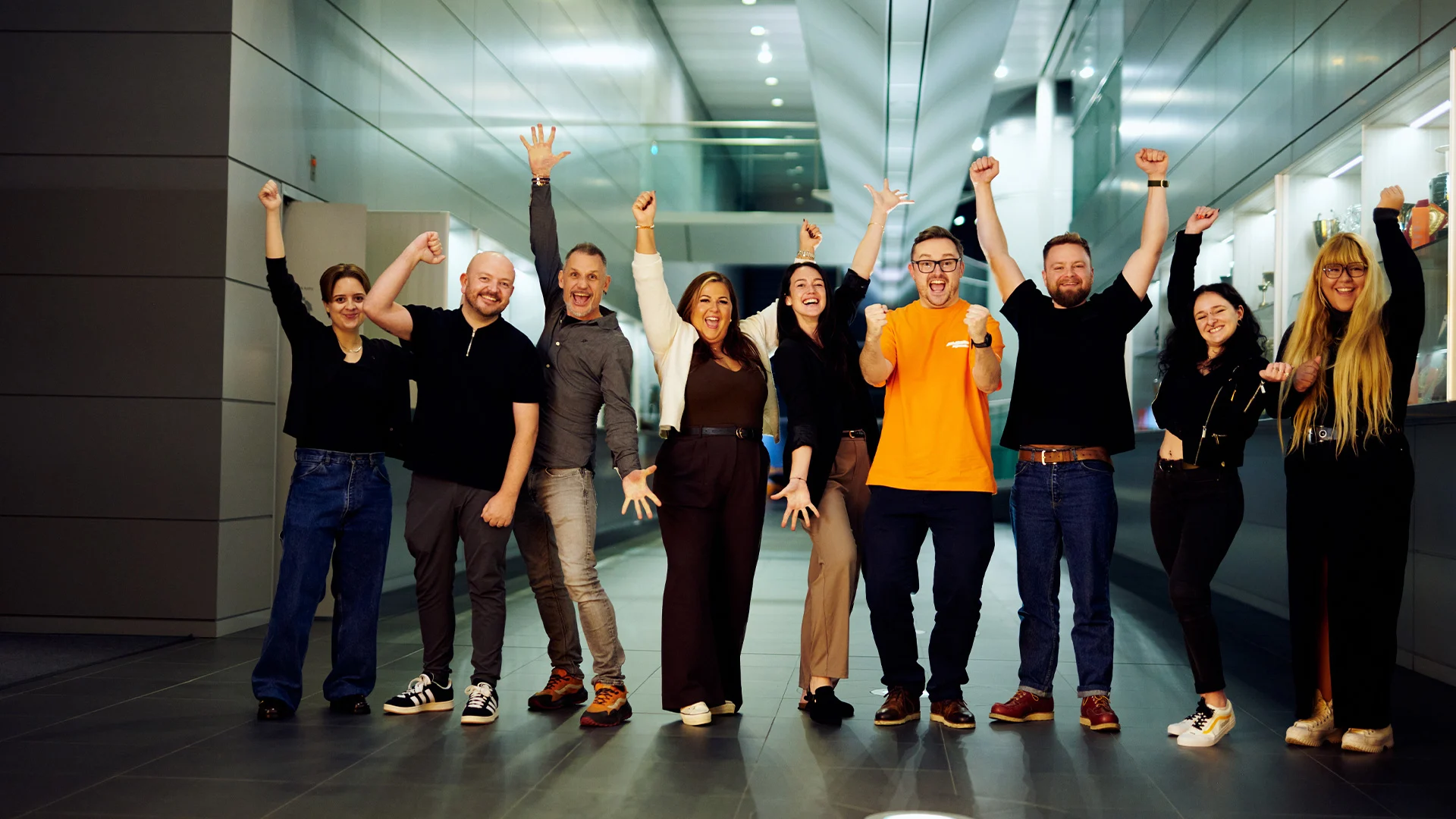 Formula-1 - 2025 - Abu-dhabi-grand-prix - Mclaren-formula-1-team-velo-reveal-fan-inspired-livery - Live Your Fandom Abu Dhabi Grand Prix Livery - 2