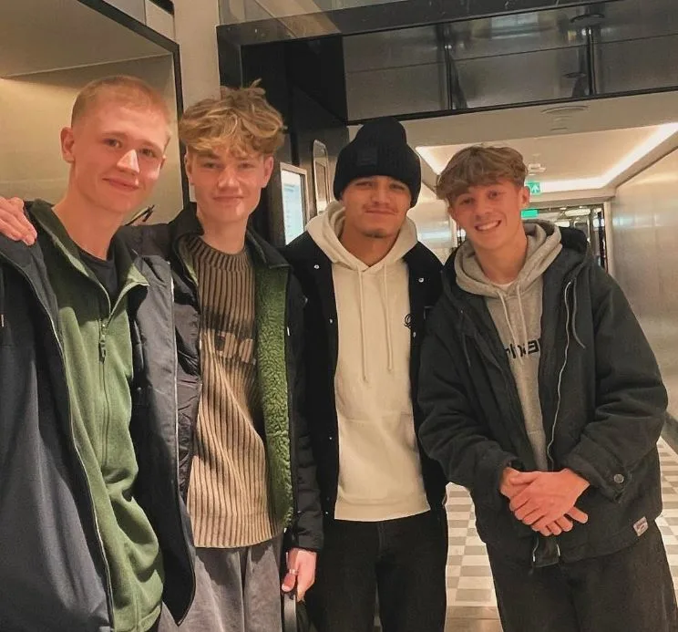 Formula-1 - 2024 - How-did-lando-and-oscar-spend-the-winter-break - Winter break with Lando - 5