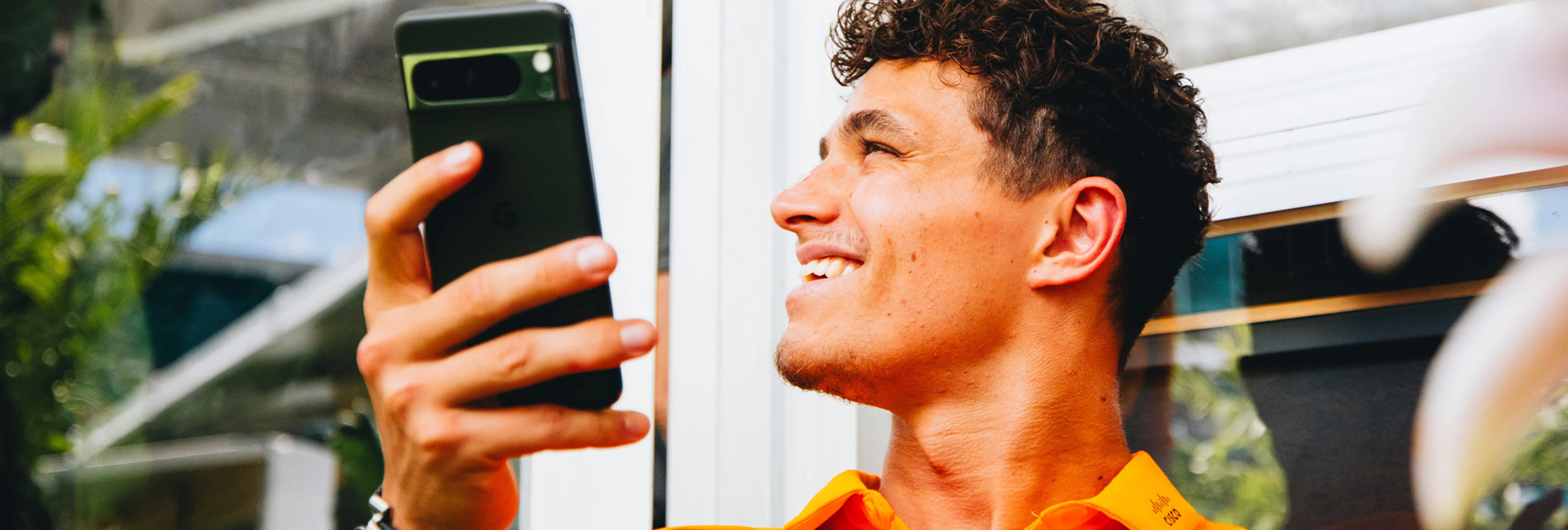 Two Card - Heritage - 1982-caesars-palace-gp - McLaren App Live session commentary - McLaren App