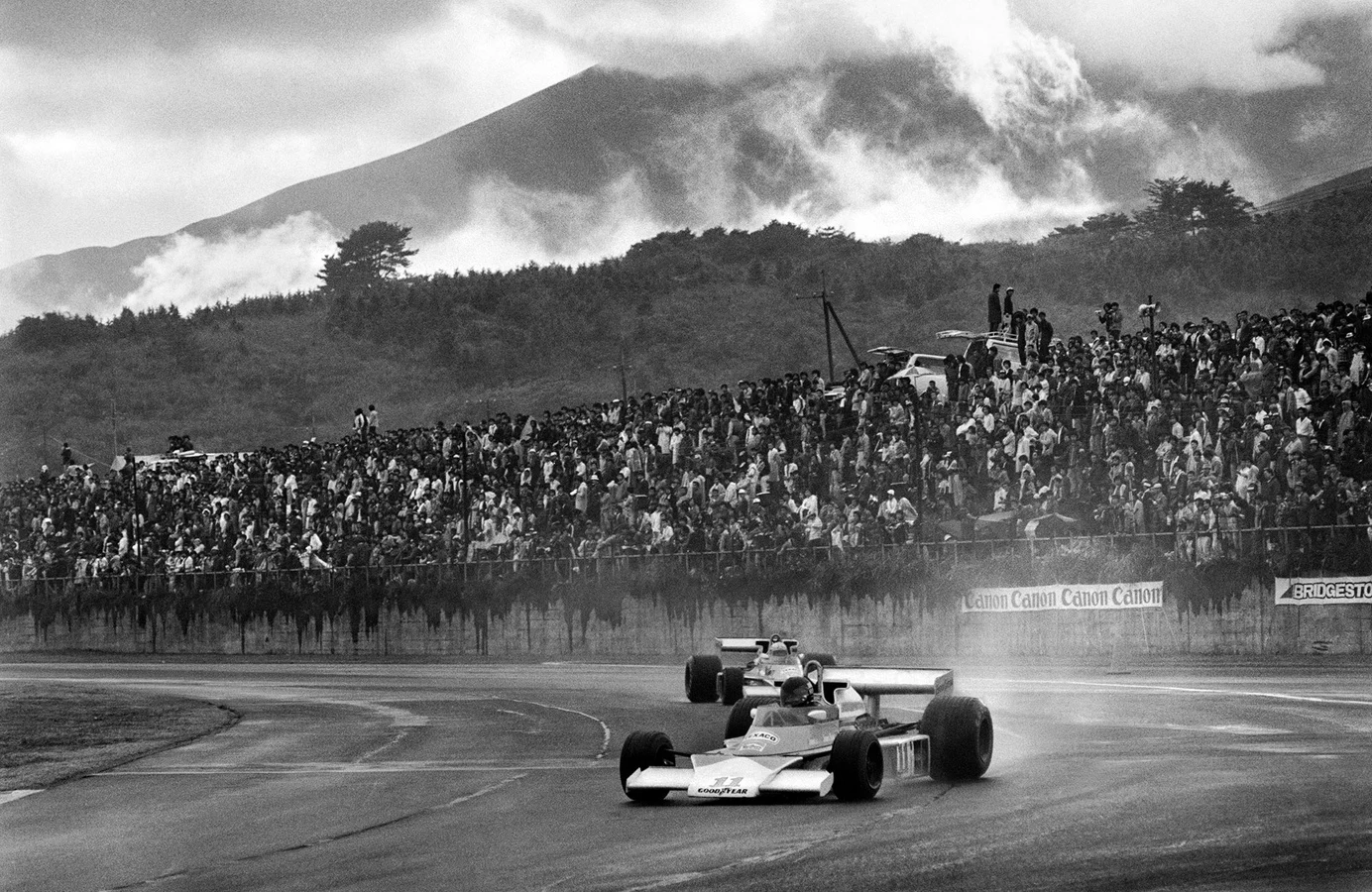Heritage - Formula-1 - Drivers - James-hunt - Fuji-finale-james-1976-championship-part-4-2147777