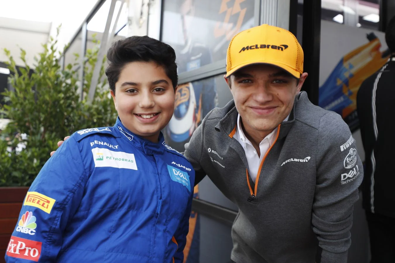 Partners - Hilton - Experience-remember - An experience to remember Dariyan joined us at the Australian GP to become our Hilton Honors mascot - 3