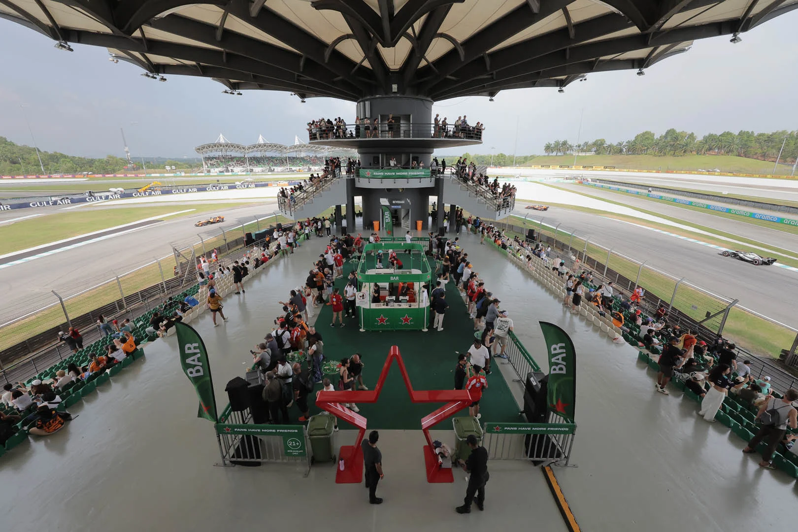 Bahrain GP in Malaysia - FP1 & FP2