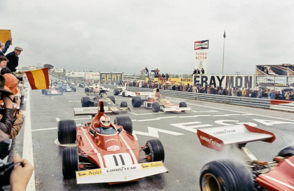 Heritage - How-emerson-fittipaldi-won-mclarens-first-f1-title-on-three-hours-sleep