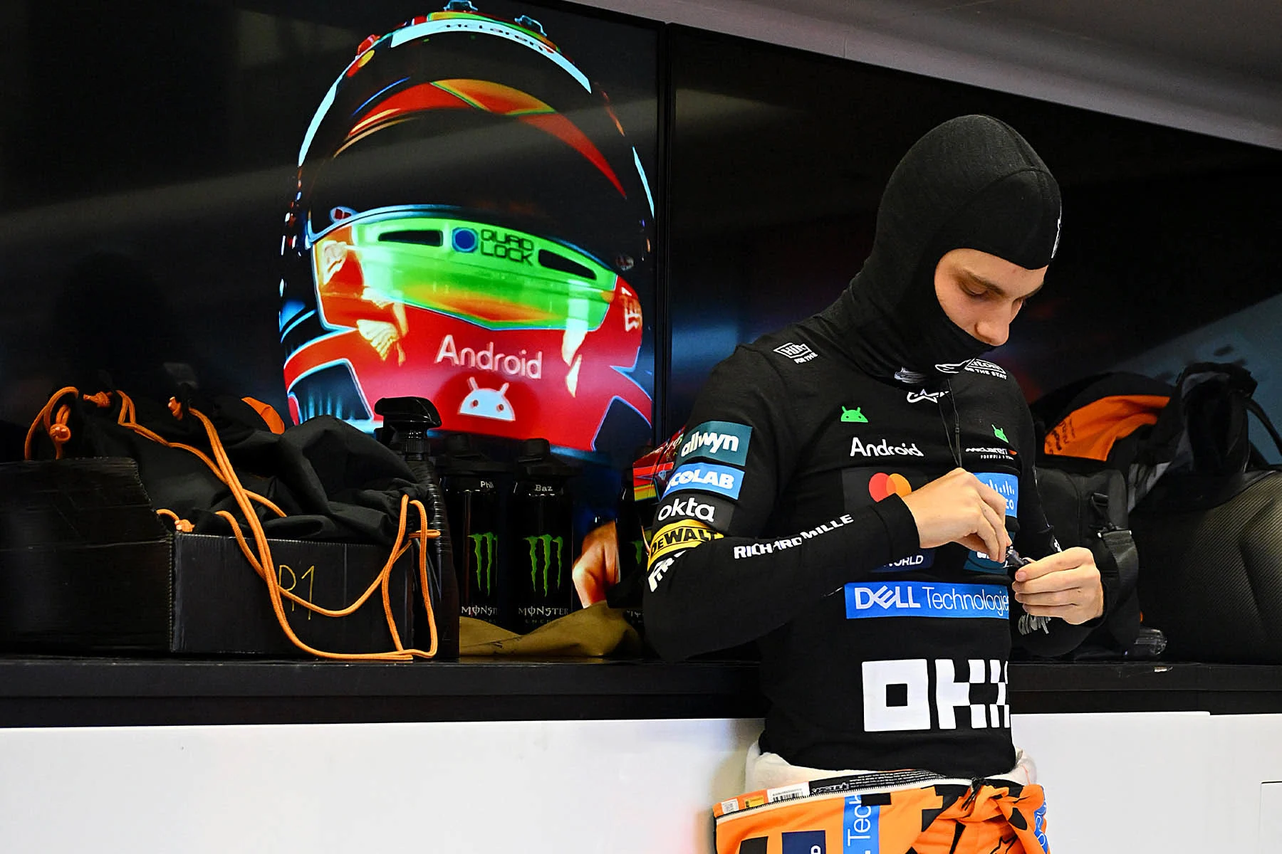 Formula-1 - 2025 - Sao-paulo-grand-prix - Race-report - 2025 São Paulo Grand Prix – McLaren Race report "This one was for one of my mentors, Gil, I hope he'd be very proud" - 9