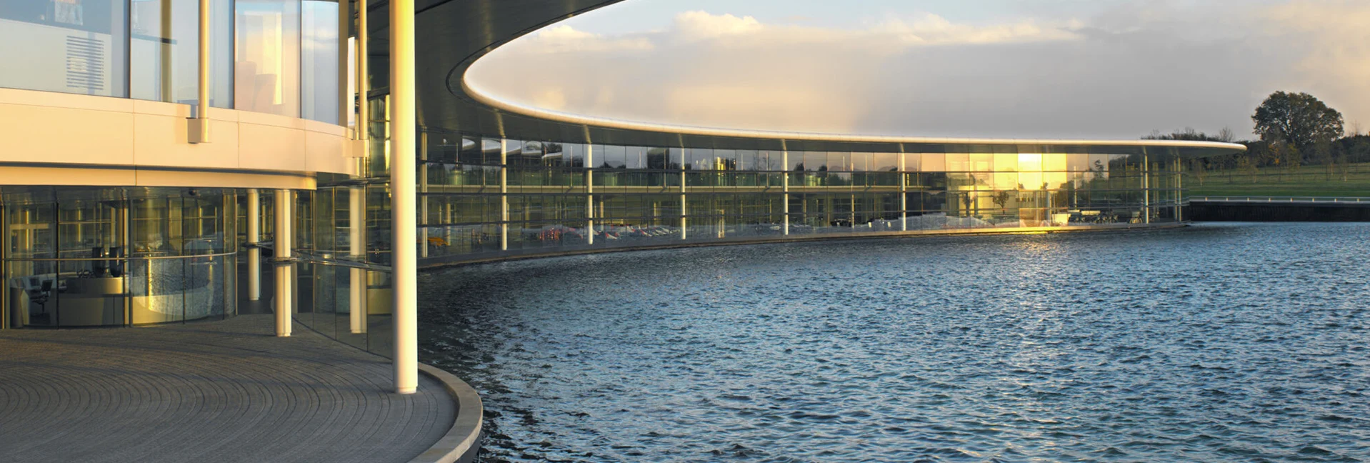 McLaren Racing and Hedera Partner to Expand Digital Fan Engagement