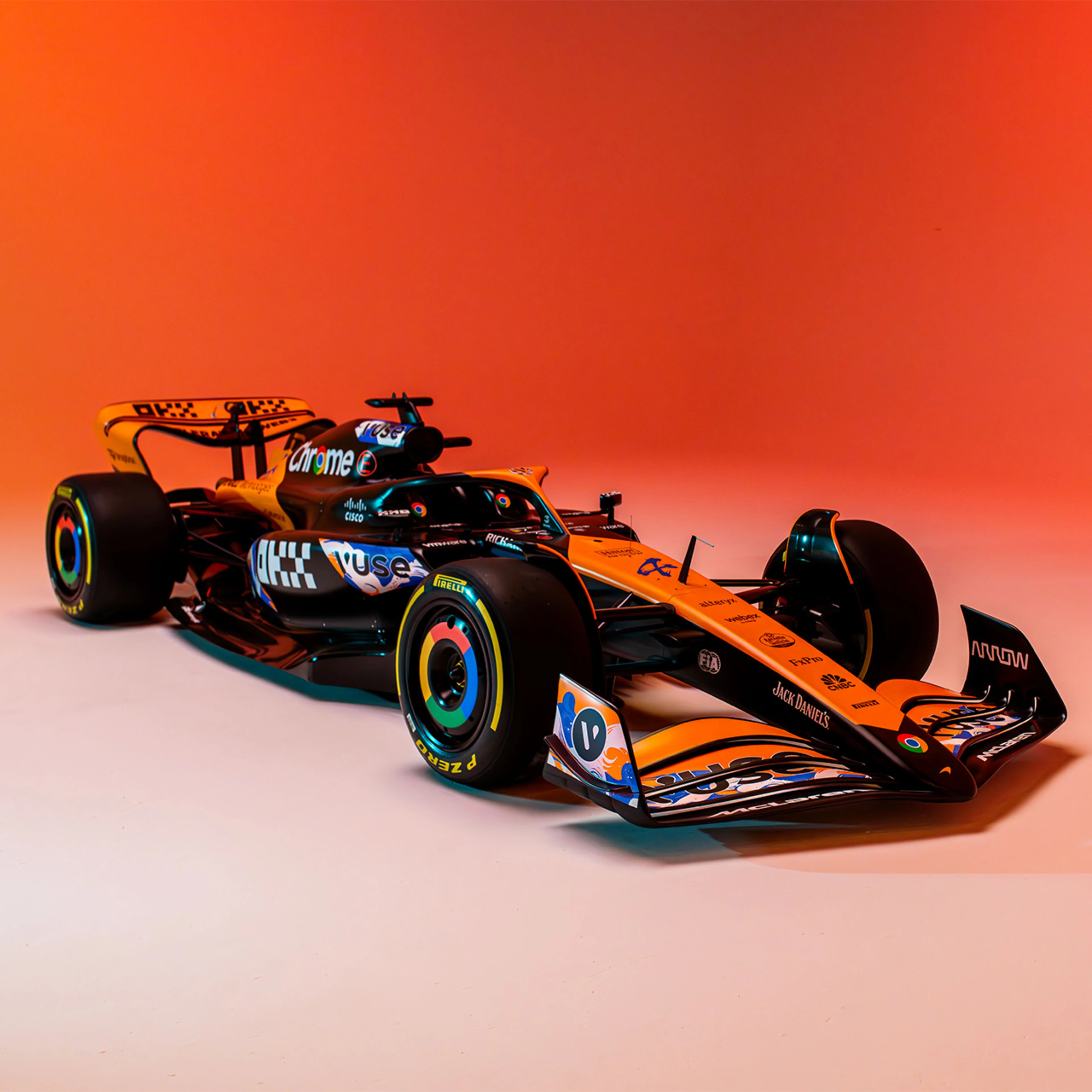 Two Card - Formula-1 - 2024 - Japanese-grand-prix - Mclaren-racing-and-vuse-announce-driven-by-change-livery - Wallpapers Driven by Change Livery - Wallpapers