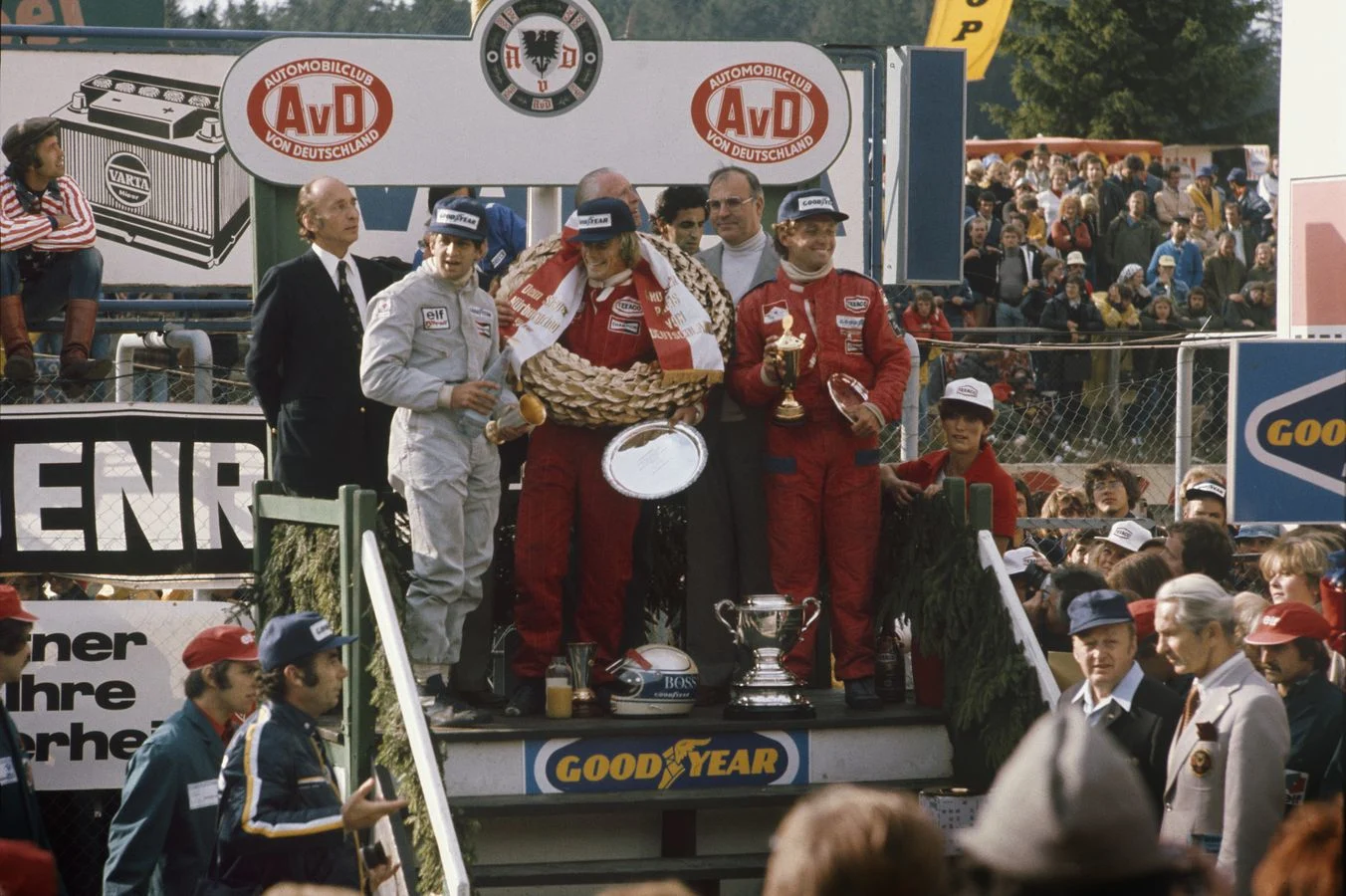 Heritage - Formula-1 - Drivers - James-hunt - Lord-of-the-ring-2119761