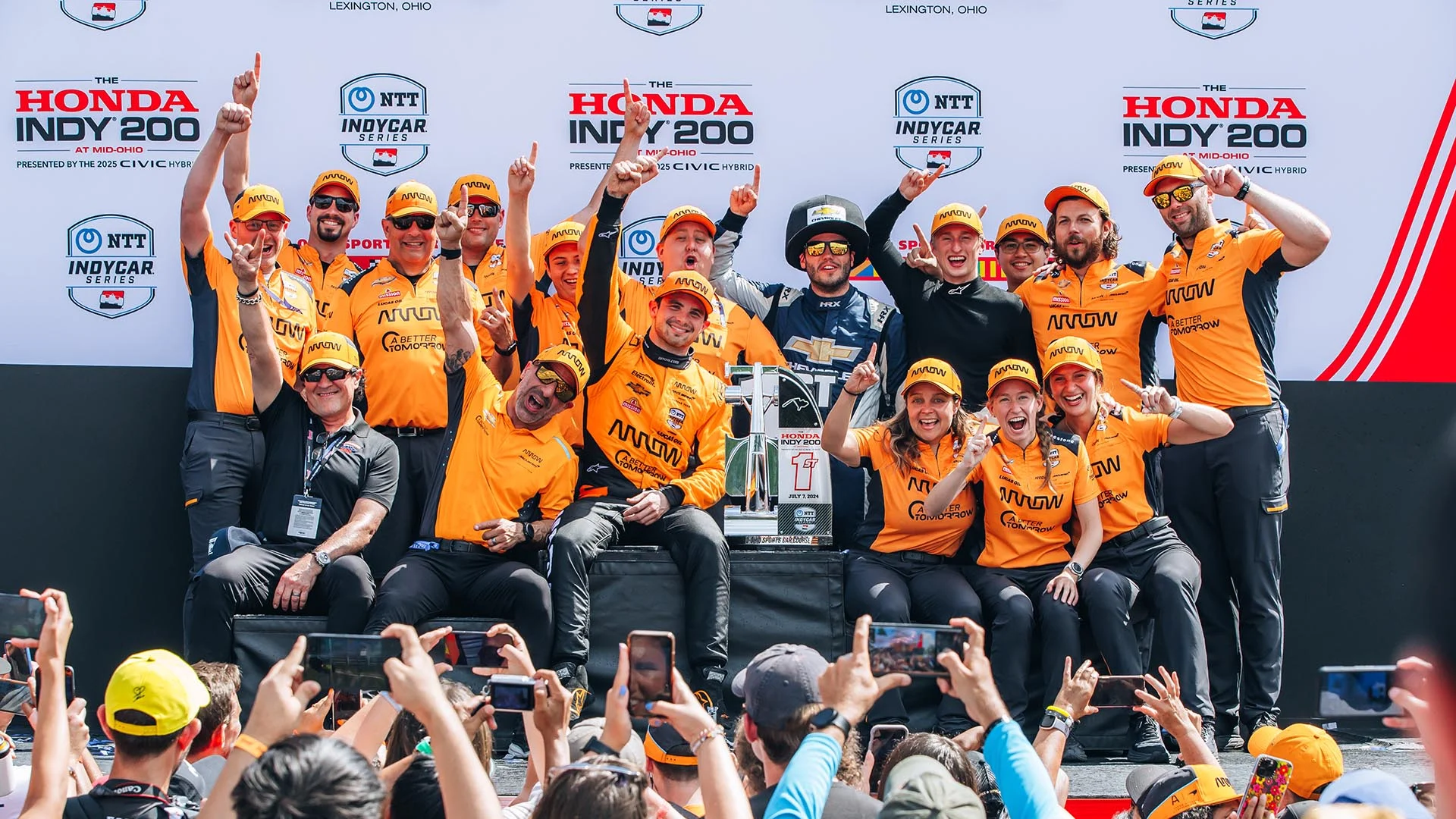 Indycar - 2024 - Grand-prix-at-mid-ohio - Gallery-2024-indy-200-at-mid-ohio - Post-race Crew Celebrations Indy 200 at Mid-Ohio - 1