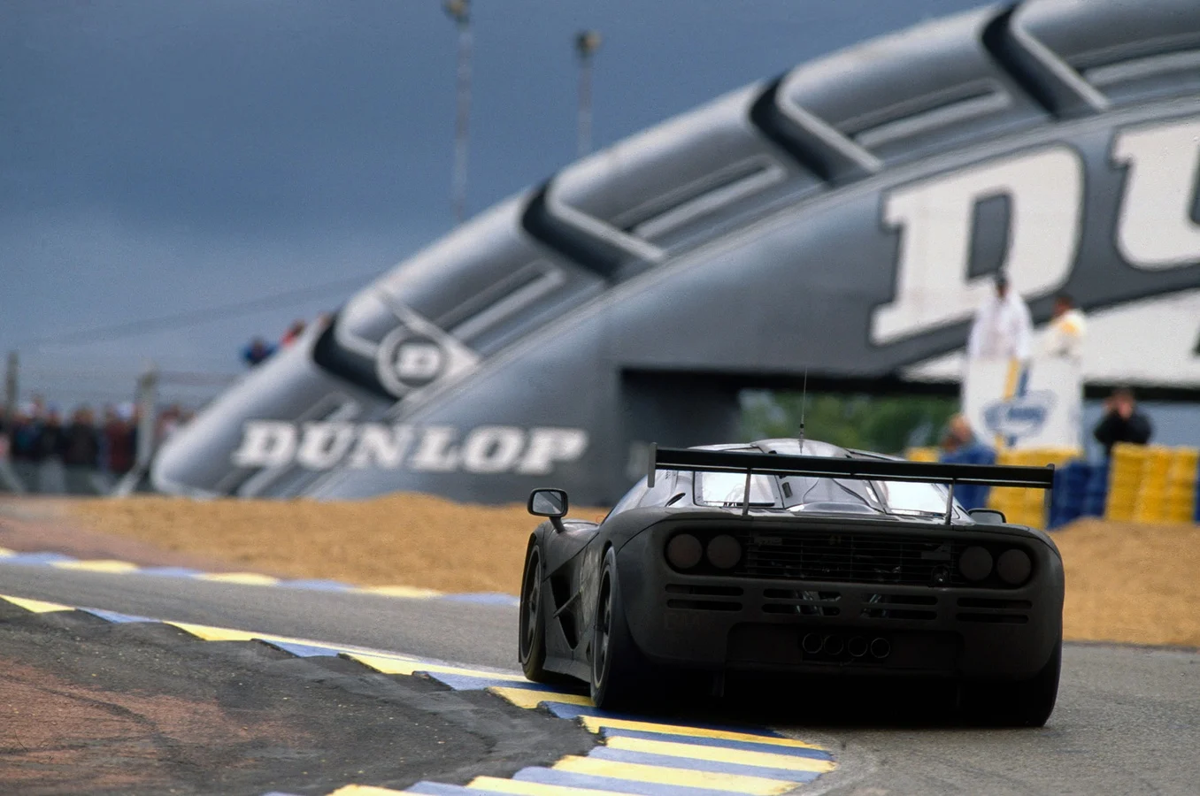 Heritage - Mclarens-first-le-mans-victory-20-years-on - McLaren's first Le Mans victory: 20 years on  - 7