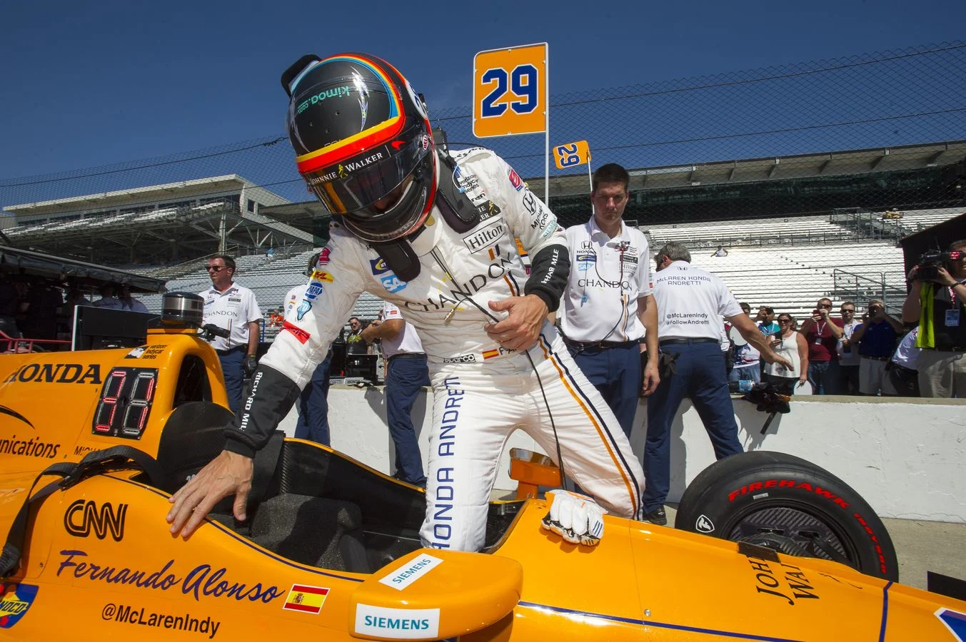 Indycar - 2017 - Best-pics-indy-practice-1 - Top Shots from Indy Practice 1 Fernando completes 36 laps on his first day of Indy 500 practice - 1