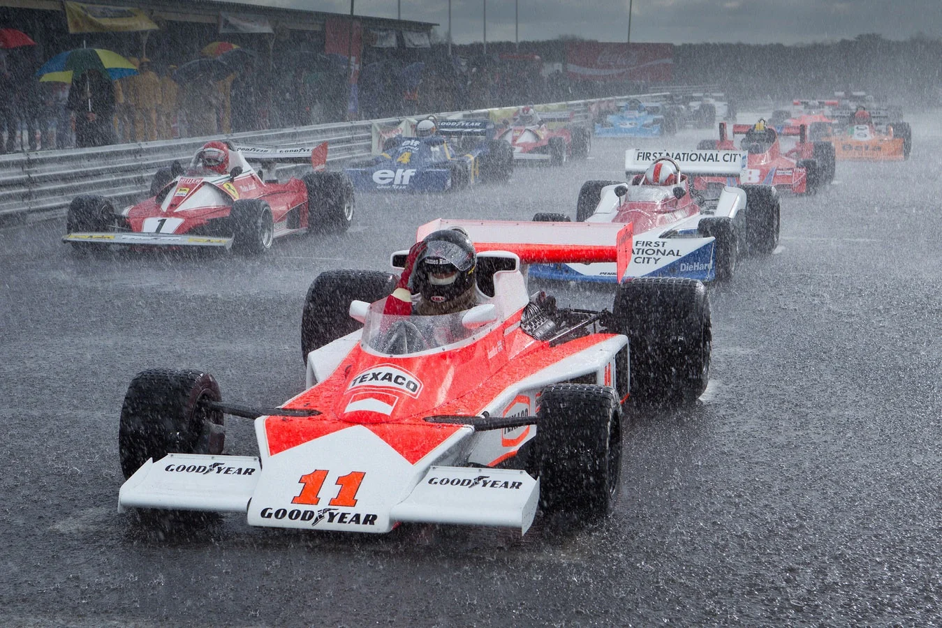 Latest-news - Mclarenracing - Article - 16-ways-curb-your-season-blues