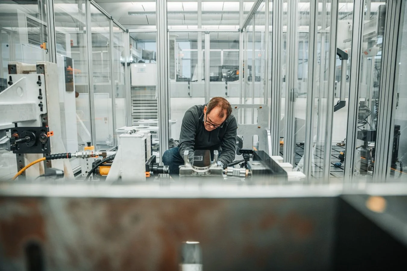 Latest-news - Mclarenracing - Article - Mcl35-heads-down - MCL35: heads down The team continues to work hard as we edge close to revealing our 2020 challenger - 4