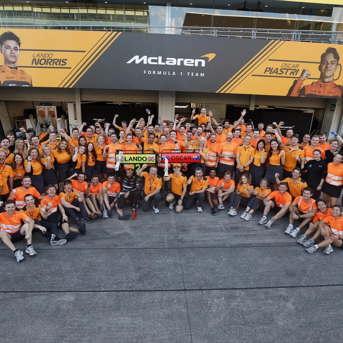 Formula-1 - 2023 - Japanese-grand-prix - Podium party 🍾  - 9