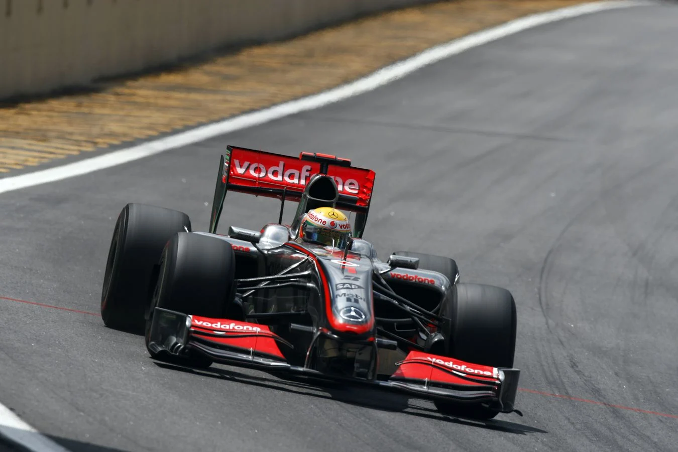   - Lewis Hamilton: 2009 Brazilian GP, 17th to 3rd 