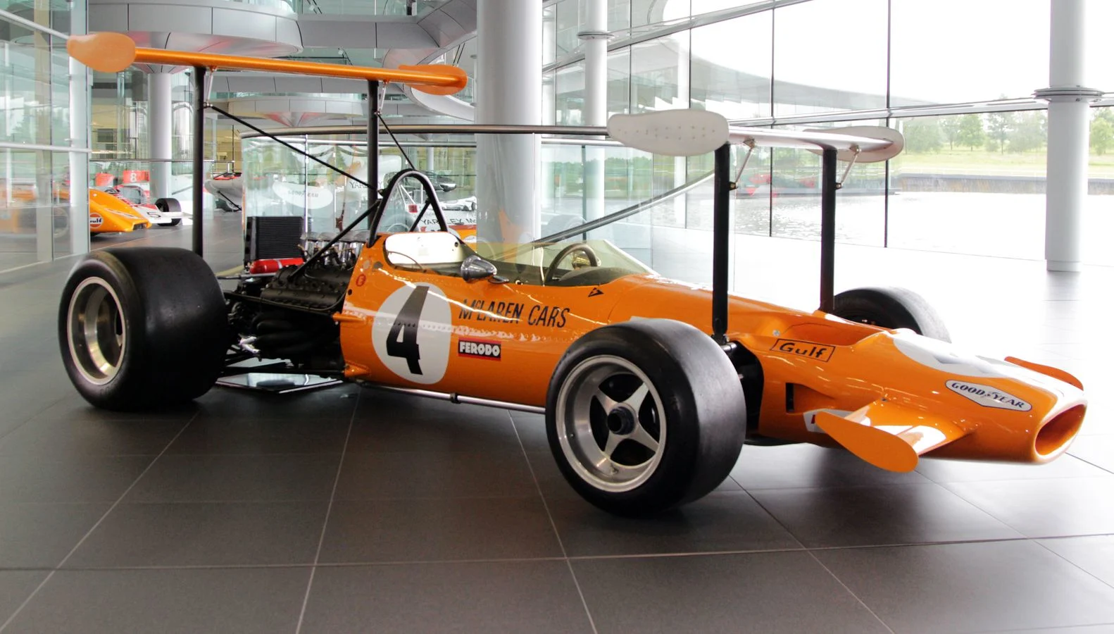 Team - Mclaren-heritage-fleet-on-the-road