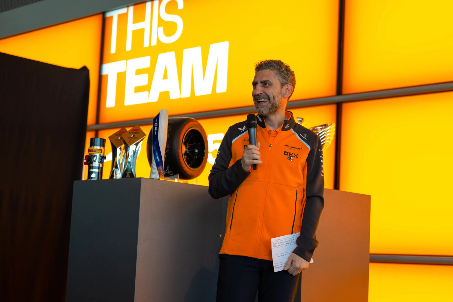 Formula-1 - 2025 - Mclaren-racing-celebrates-2025-f1-drivers-championship-success - Celebrating the double at the McLaren Technology Centre - 4