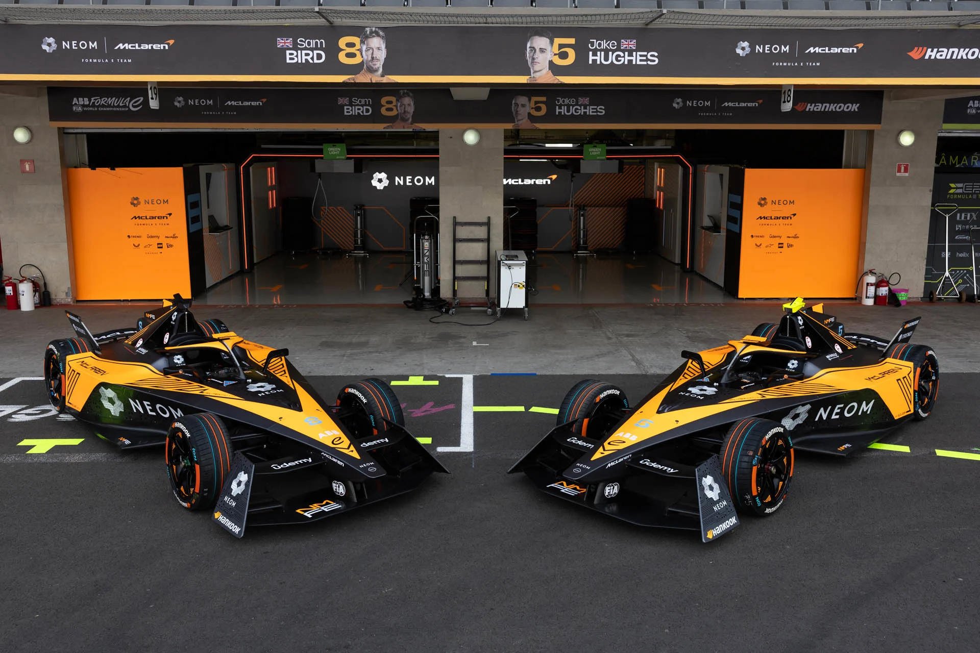 Partners - Udemy - Udemy and McLaren Racing - 0