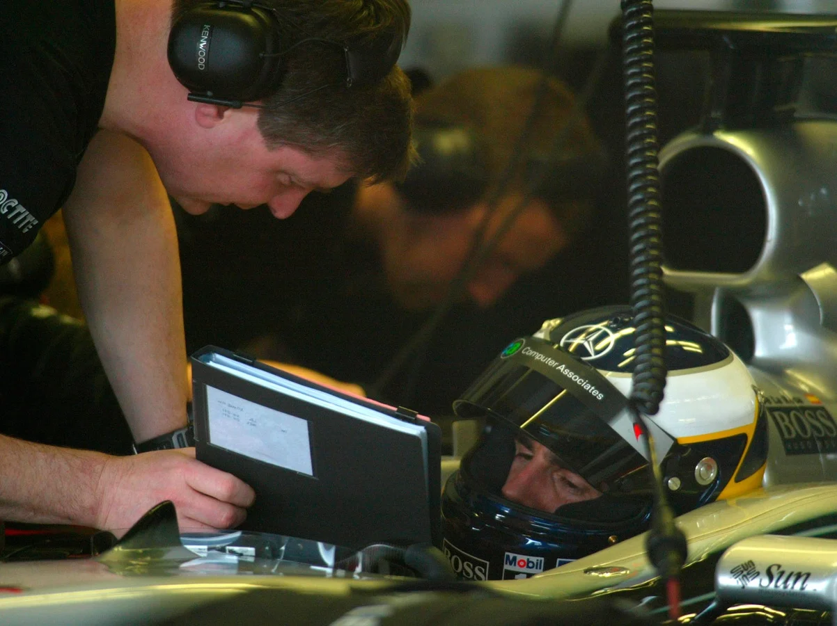 Heritage - Mclaren-and-me-pedro-de-la-rosa-212345