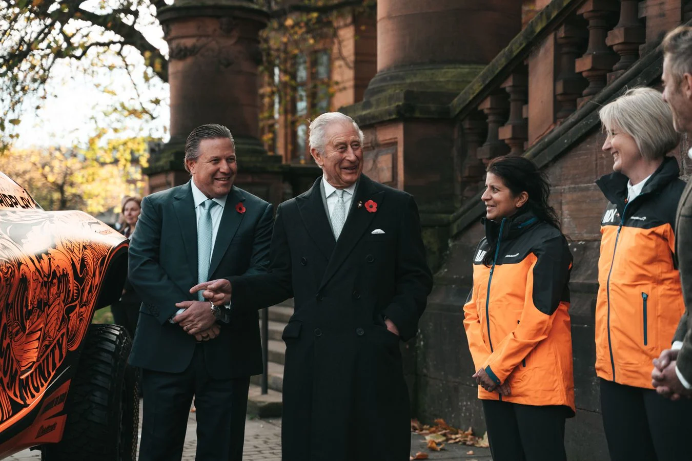 Extreme-e - Mclaren-racing-announce-emma-gilmour-as-female-driver-and-reveal-mclaren-extreme-e-livery