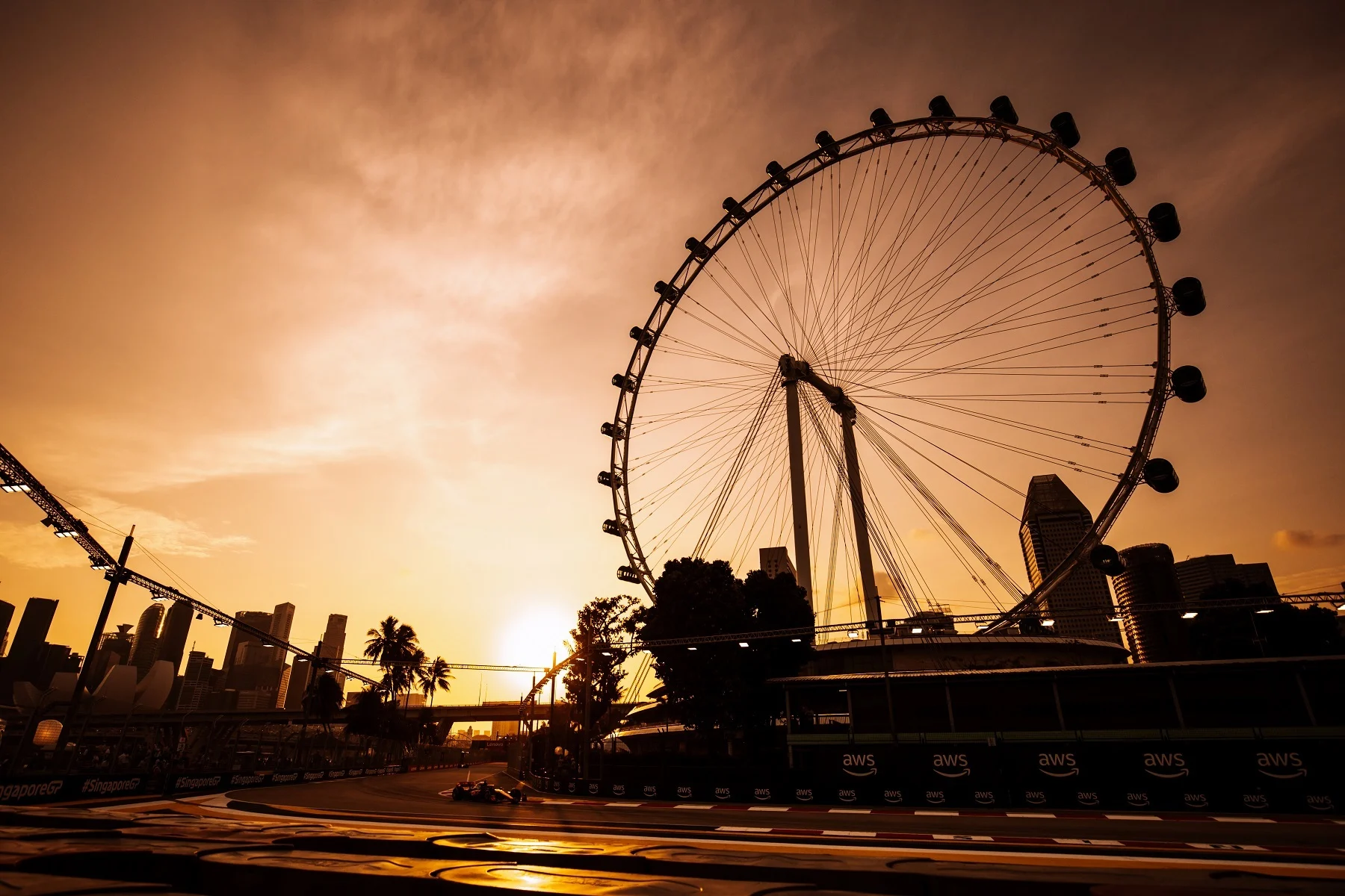 Formula-1 - 2023 - Singapore-grand-prix - 2023-singapore-grand-prix-free-practice - 2023 Singapore Grand Prix – free practice “Lizards aside, it’s been a smooth first day in Singapore for both sides of the garage" - 2
