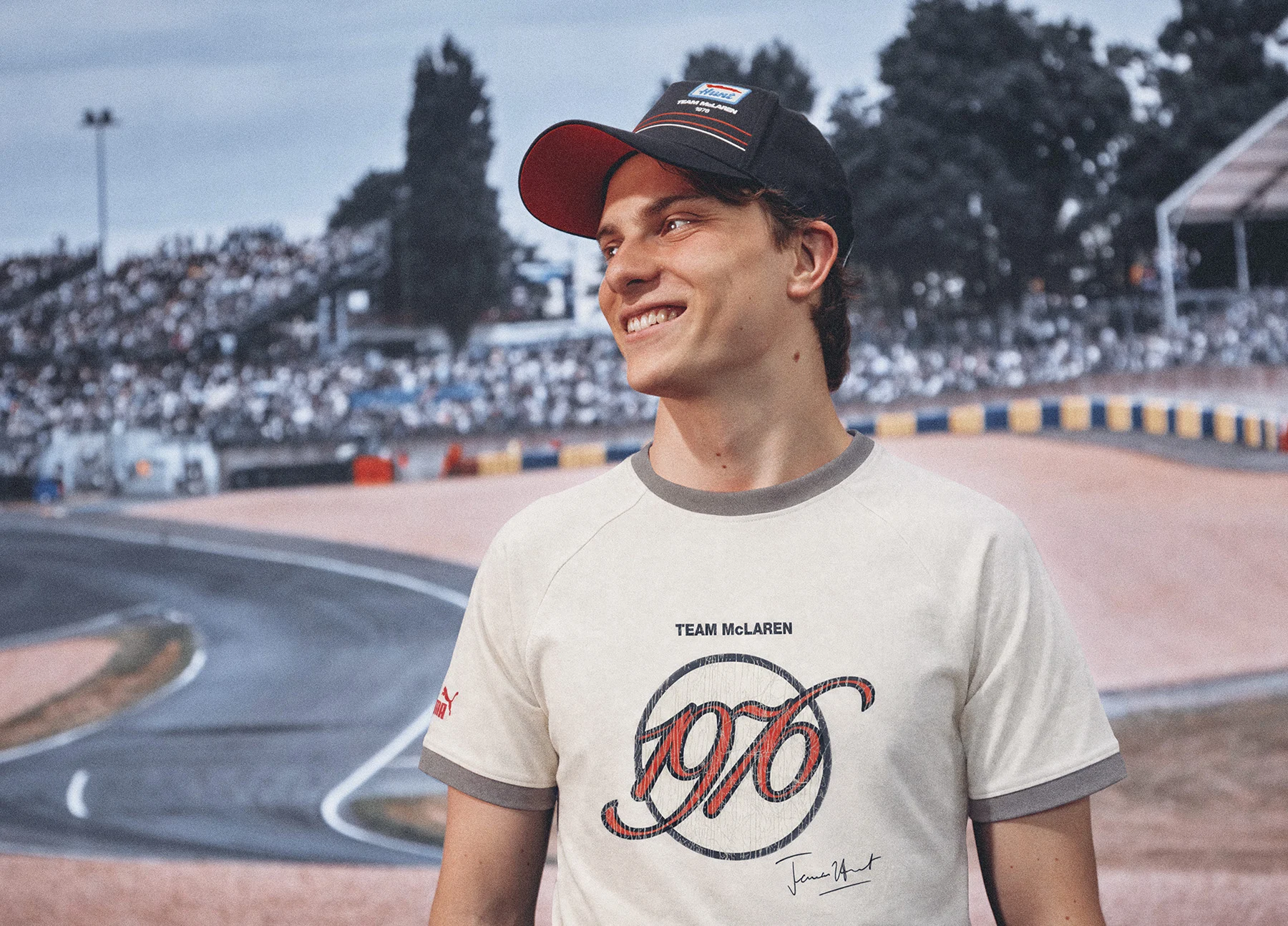 Wallpaper - Image - Formula 1 - 2026 - James Hunt Collection - Oscar - Desktop