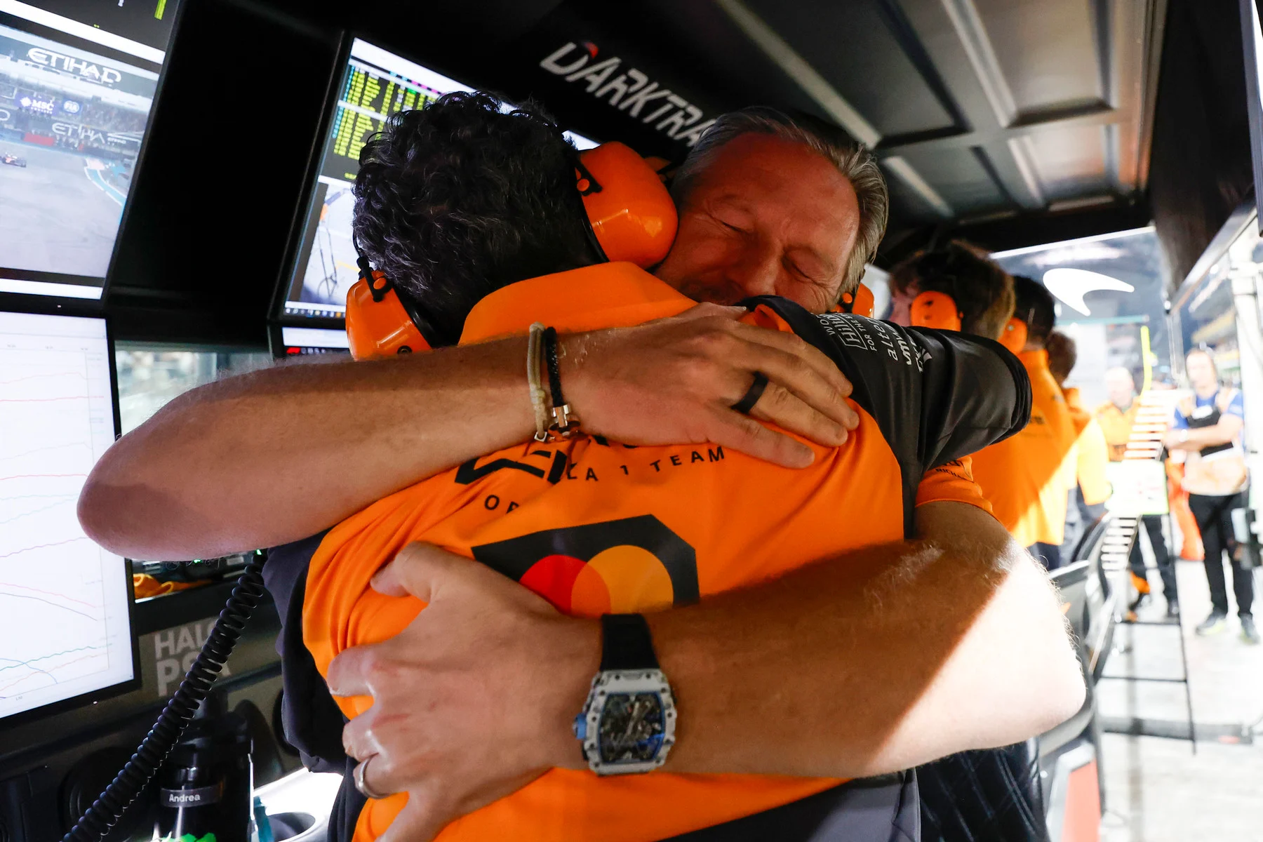 Formula-1 - 2024 - Abu-dhabi-grand-prix - How-we-handled-the-pressure-of-abu-dhabis-title-decider - 2024 Constructors' Champions The celebrations - 1