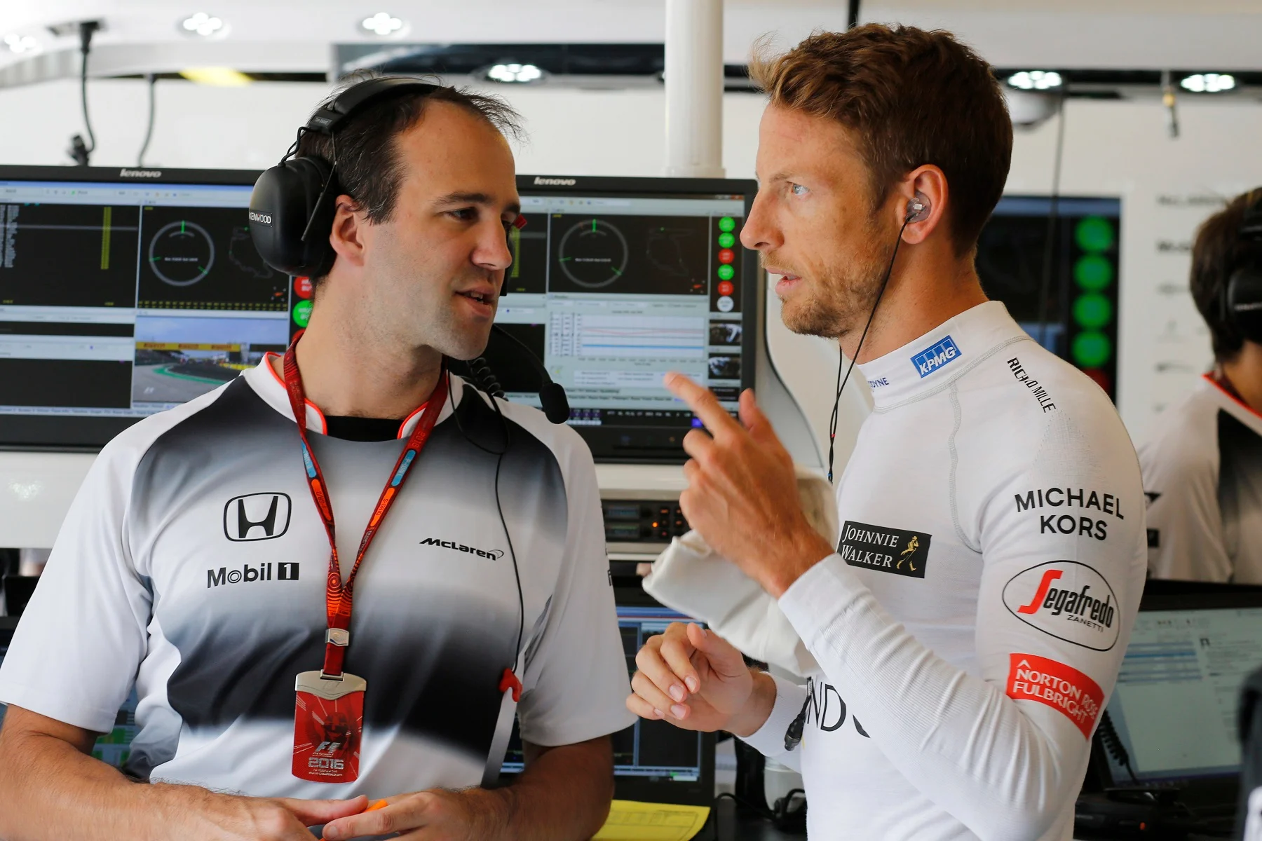 Heritage - Formula-1 - Drivers - Jenson-button - 2011-jenson-buttons-best-mclaren-season-3122553