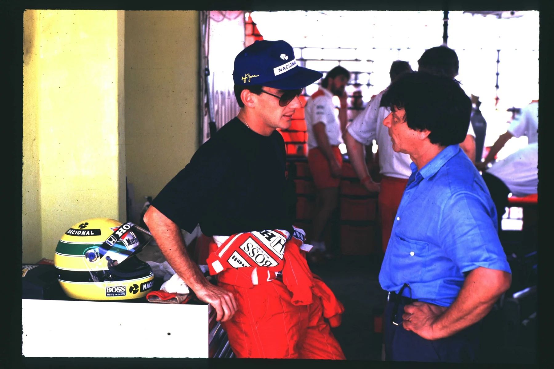 Heritage - Formula-1 - Drivers - Ayrton-senna - The-story-behind-ayrton-sennas-helmet-f1s-most-iconic-design