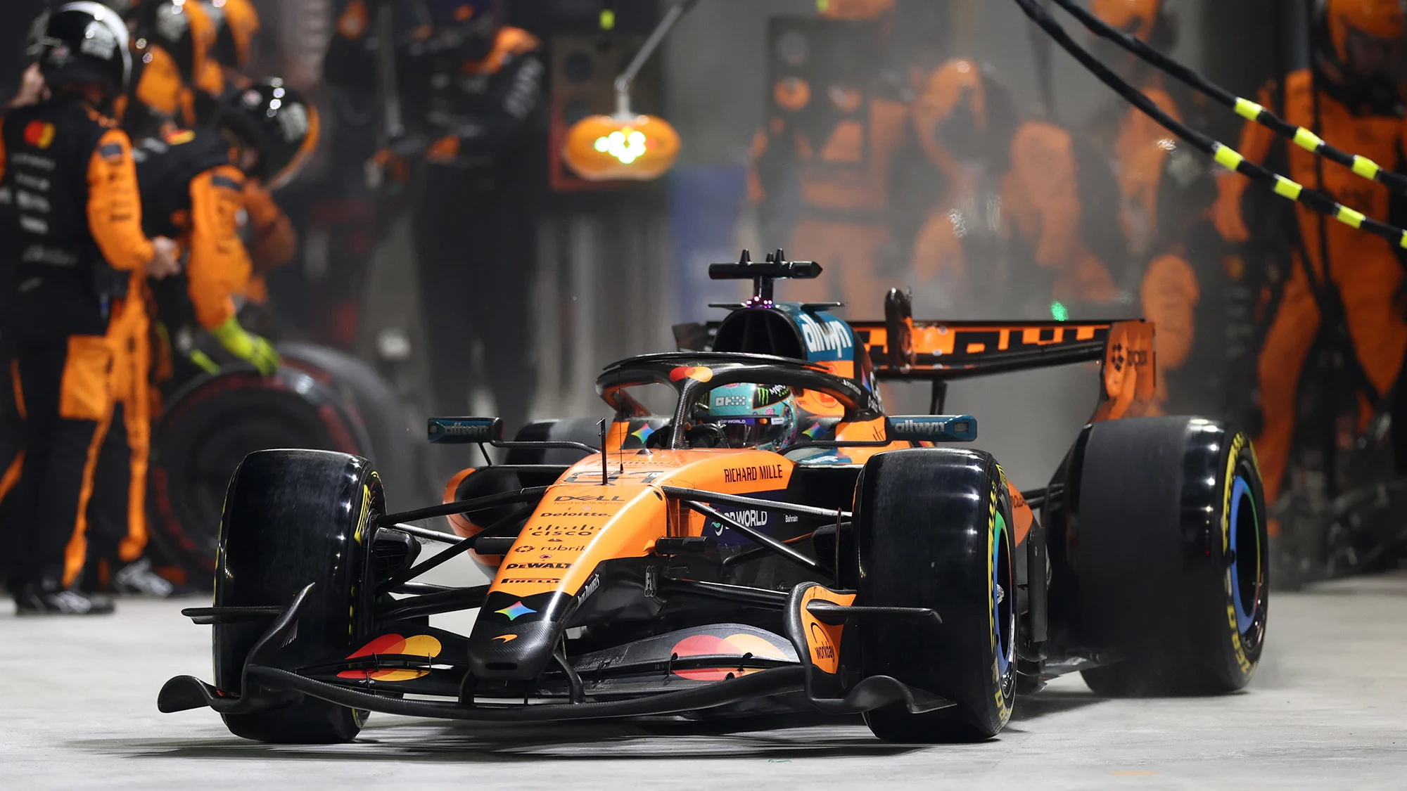 Oscar Piastri leaving the pitstop at the Singapore Grand Prix