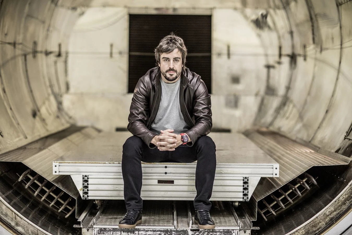 Partners - Richard-mille - Richard-mille-fernando-gallery-4253856 - Fernando wears the RM 50-03 McLaren F1 A timeless classic paired with futuristic tech - 4