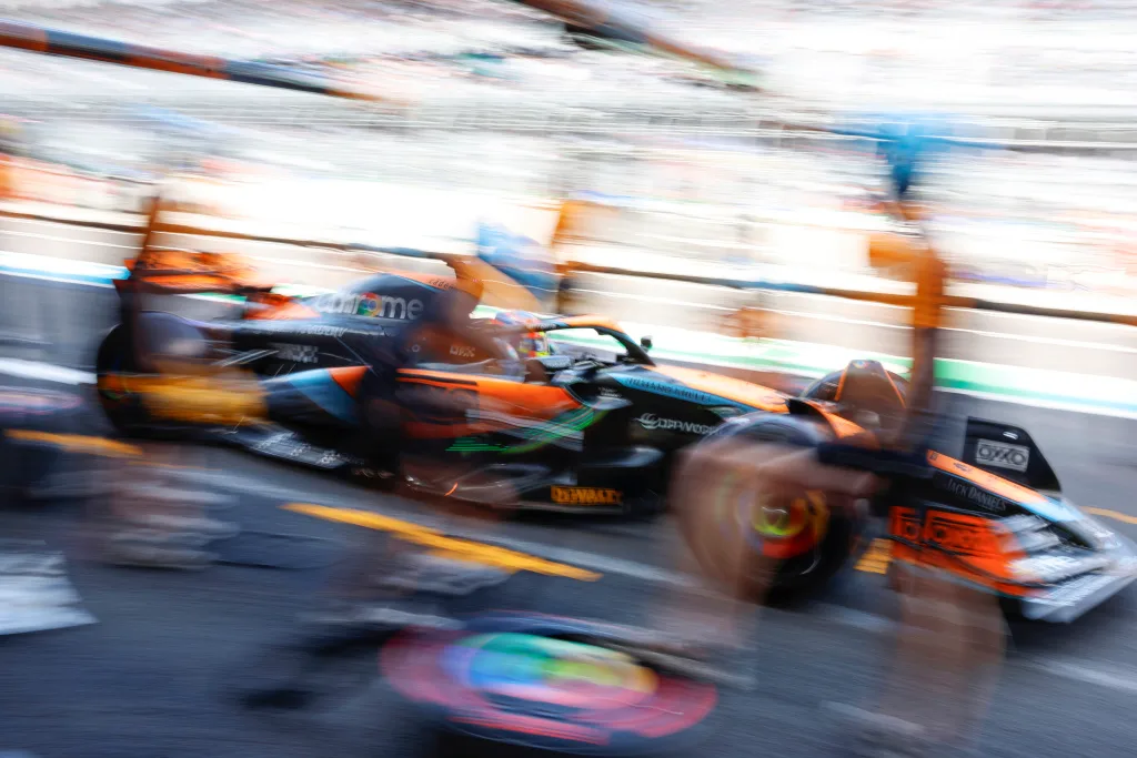 Formula-1 - 2023 - Mexico-city-grand-prix - The-engineering-room