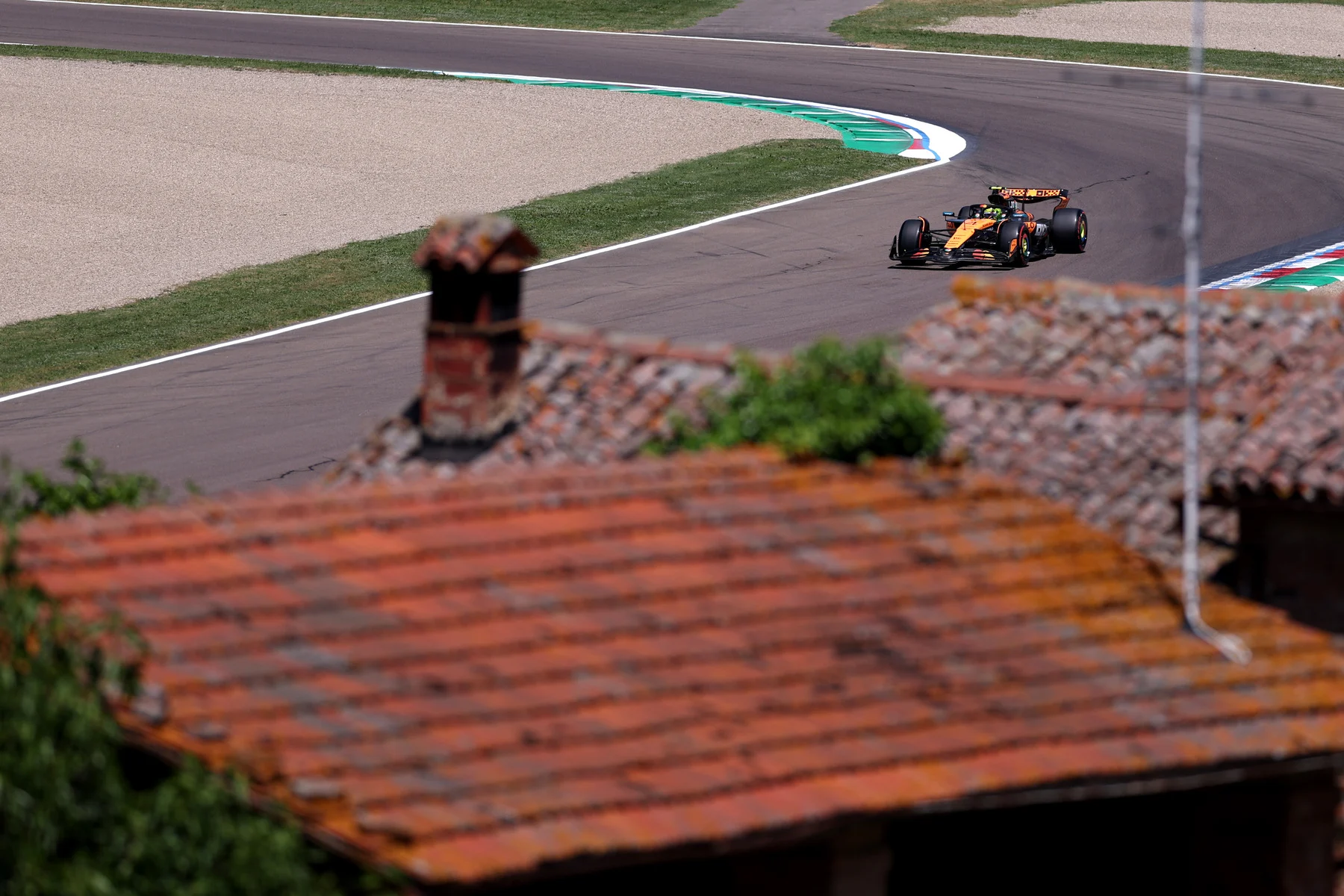 Formula-1 - 2025 - Emilia-romagna-grand-prix - Practice-report - 2025 Emilia-Romagna Grand Prix – Practice Report "The car seems to be competitive, but the field is particularly tight" - 4