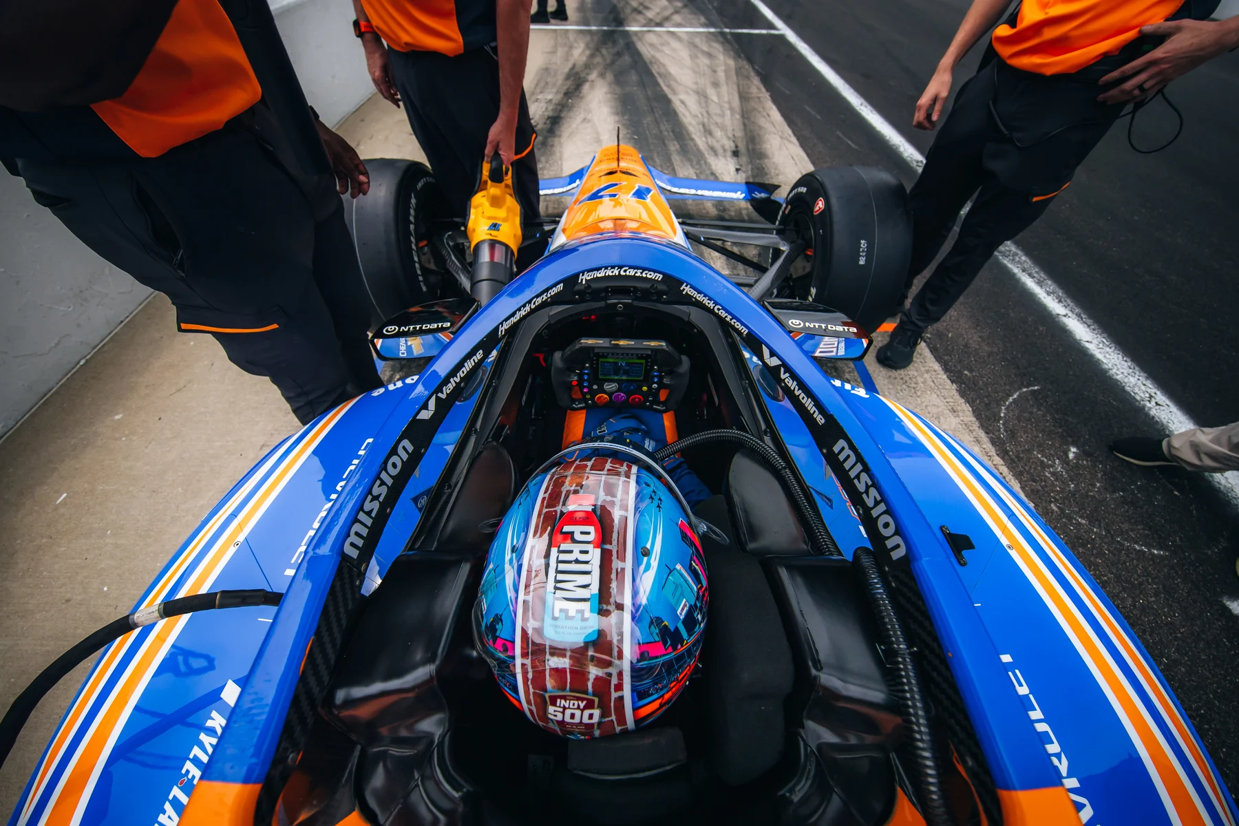 Indycar - 2024 - 108th-running-of-the-indianapolis-500 - Inside-kyle-larsons-historic-attempt-at-the-double - Kyle Larson in The Indianapolis 500 - 0